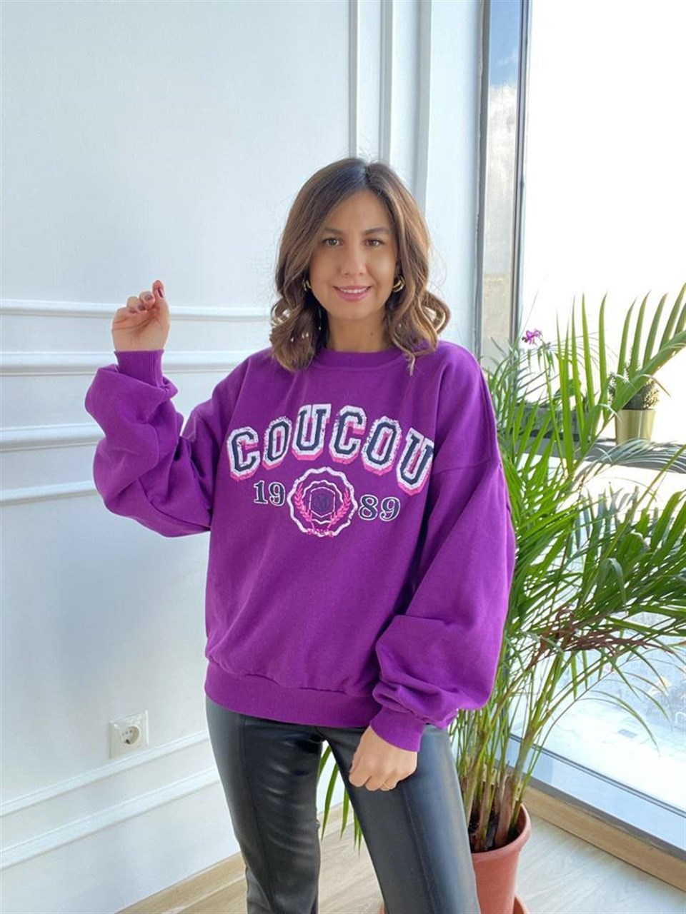Mor Önü Baskılı Sweatshirt