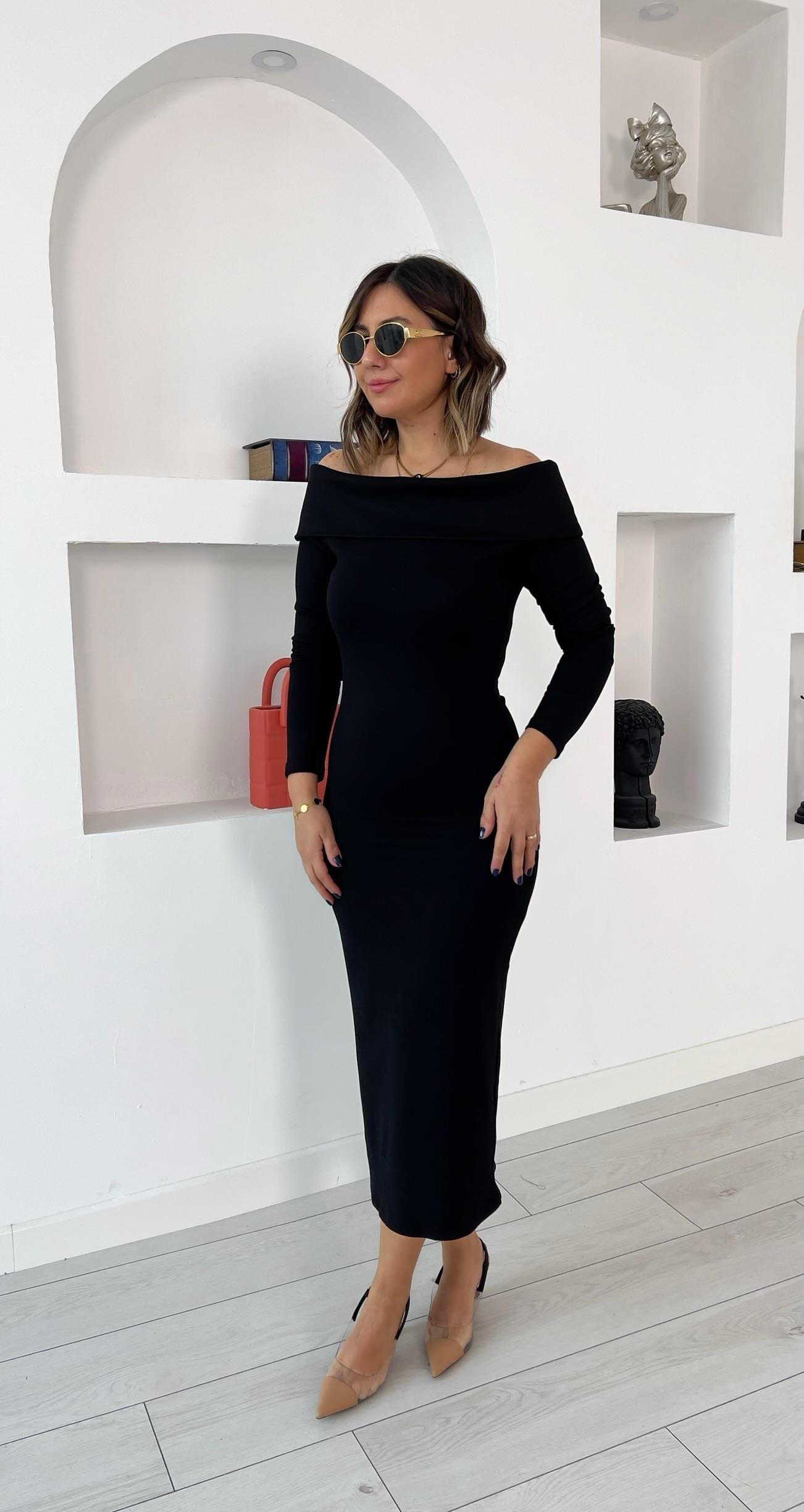Ms Kayık Yaka Siyah Elbise