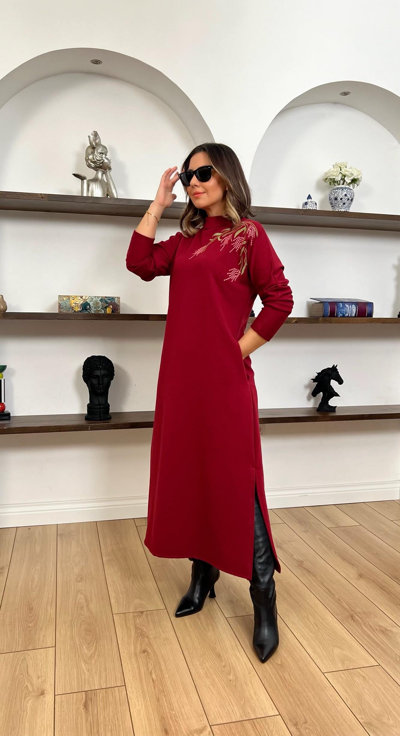 Ms Nakış Detaylı Bordo Elbise