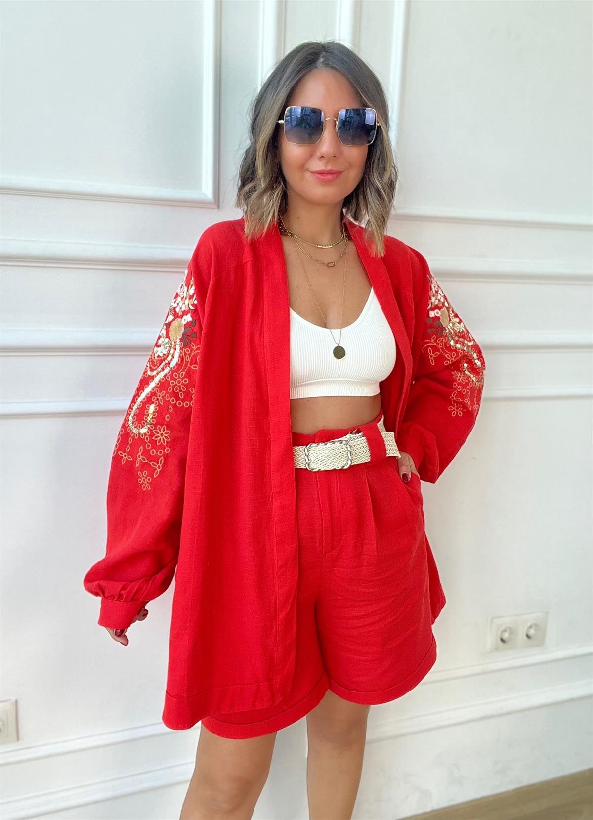 Nakış İşlemeli Kırmızı Kimono