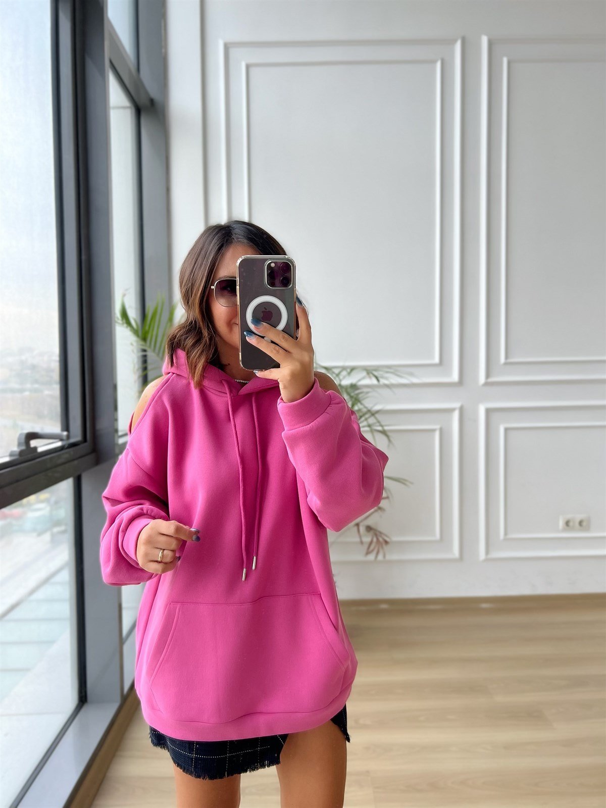 Omuz Dekolteli Pembe Sweat