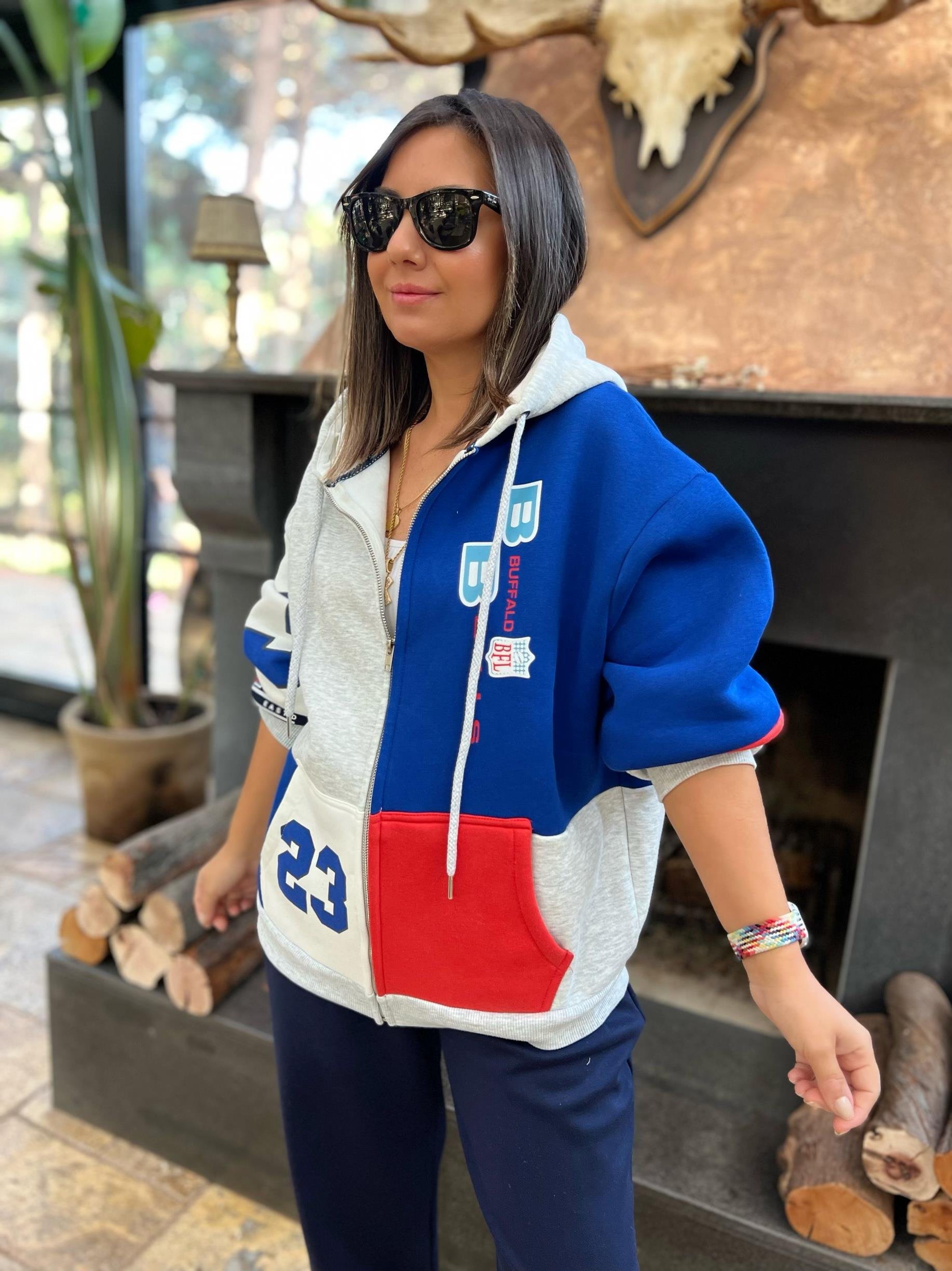 Önü Fermuarli Kapişonlu Sweat