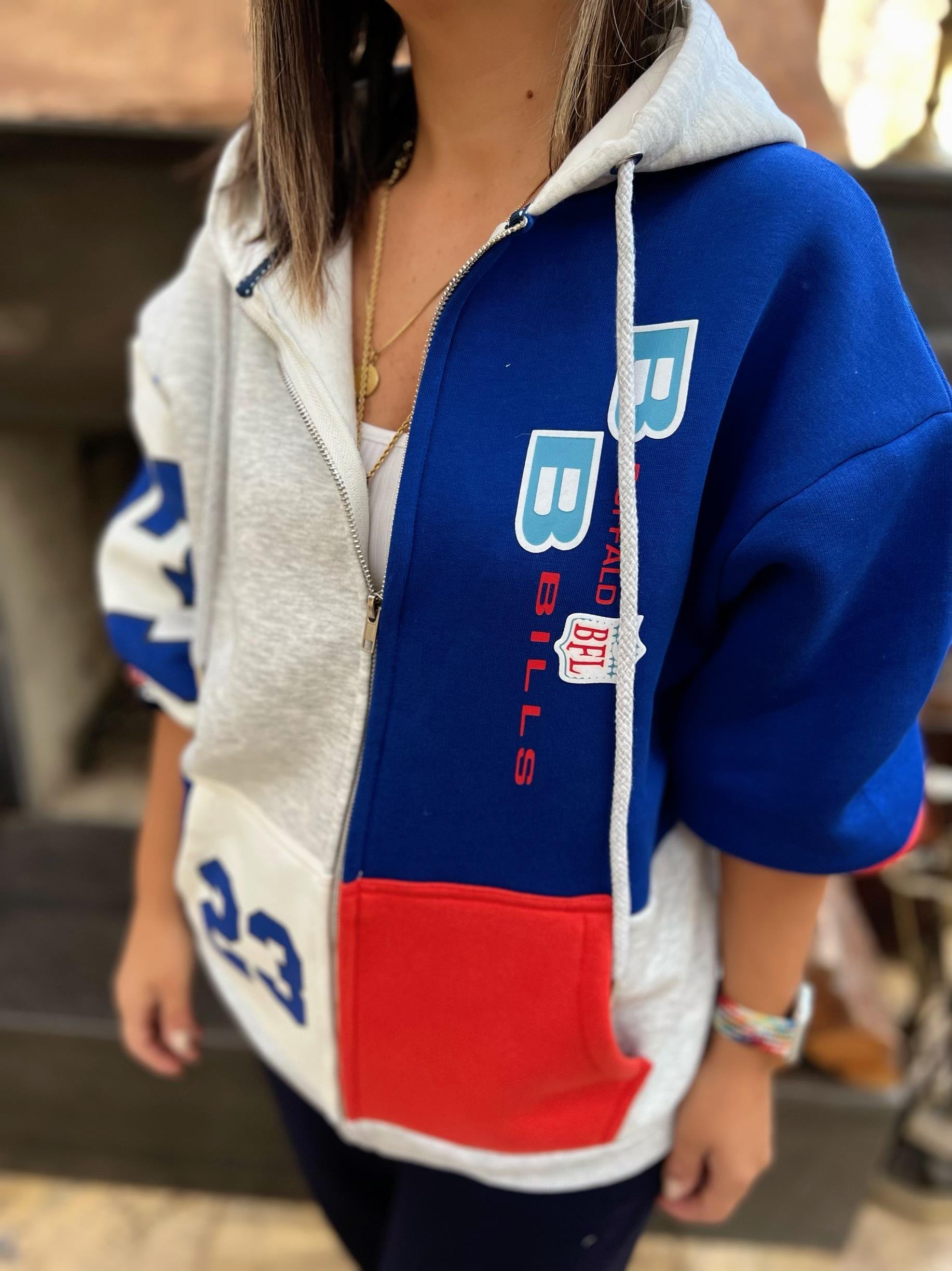 Önü Fermuarli Kapişonlu Sweat
