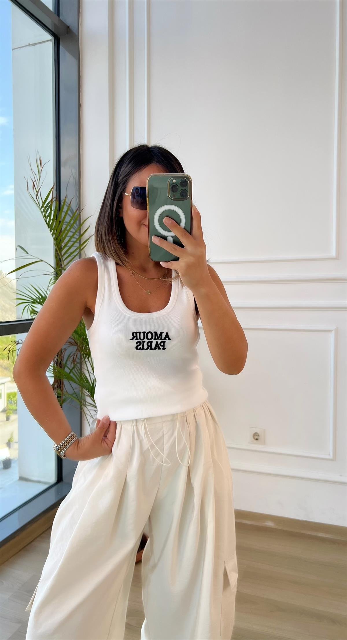 Önü Nakış İşlemeli Halter Yaka Bej Rengi Bady