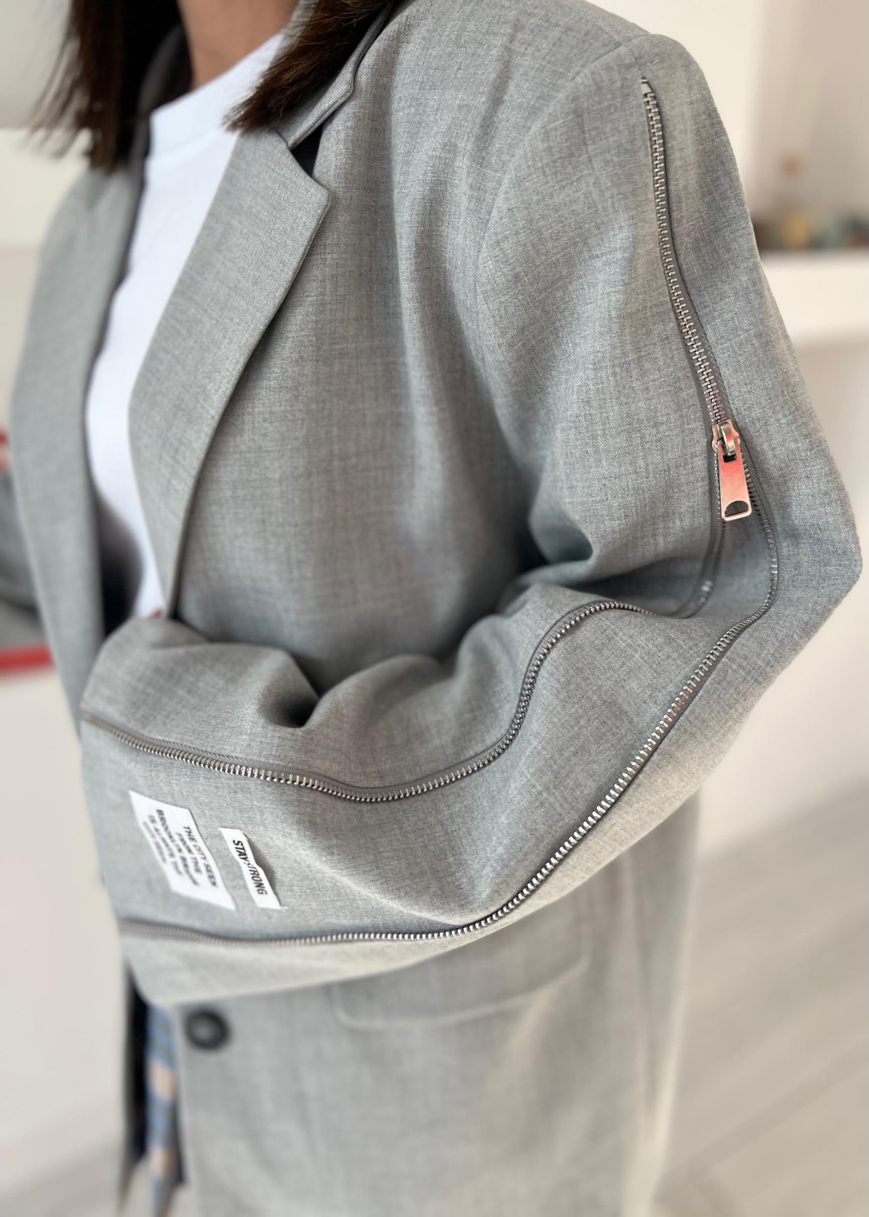 Oversize Kolu Fermuarlı Ceket