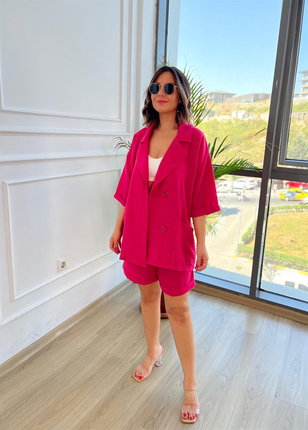 Pembe Ceketli Şortlu Keten Takım