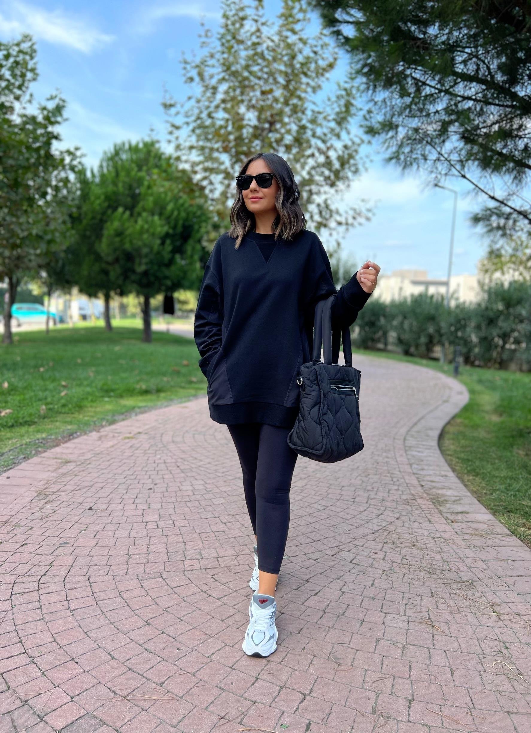 Siyah Yanları Cepli Sweatshirt