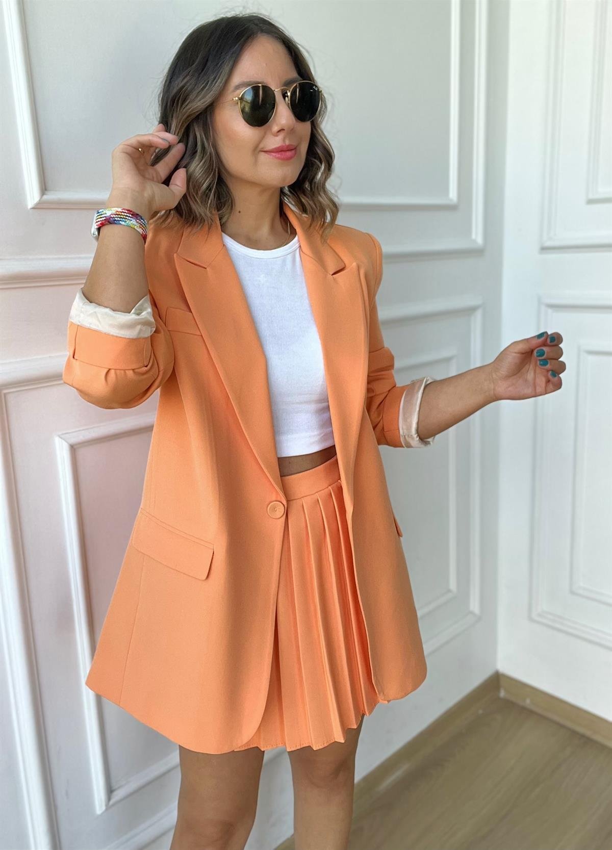 Turuncu Vatkalı Blazer Ceket