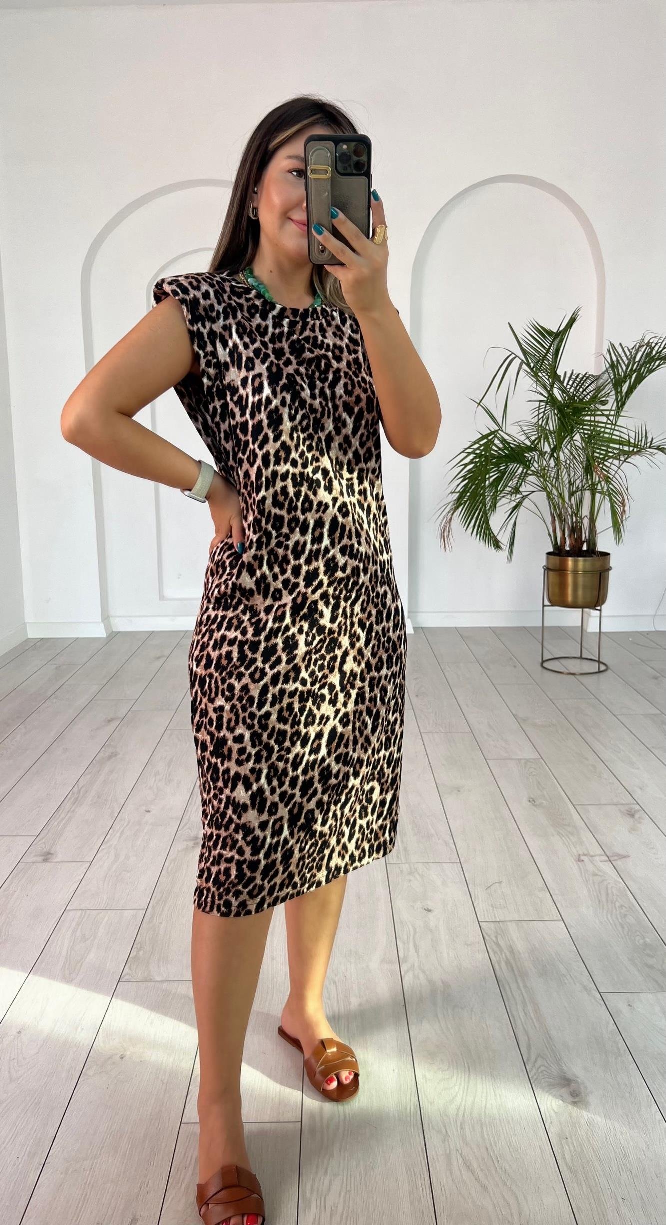 Vatkalı Leopar Elbise 