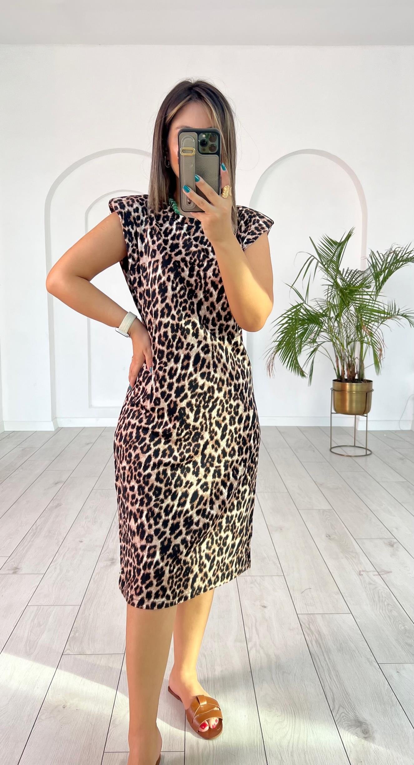 Vatkalı Leopar Elbise 