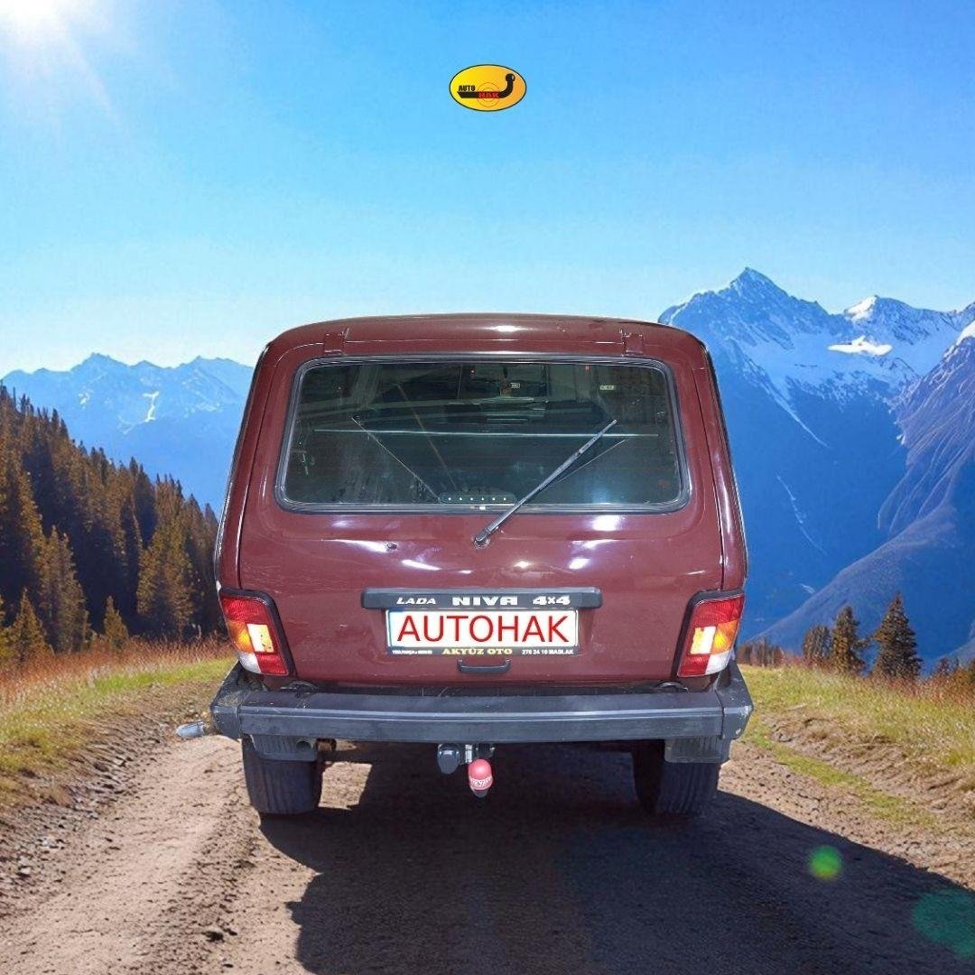 Lada Niva Çeki Demiri , Kuğu Boynu - Sabit (1976 -  )