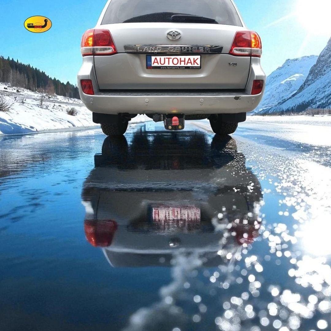 Toyota Land Cruiser V8 J200 Çeki Demiri , Flanşlı (2008 -  )