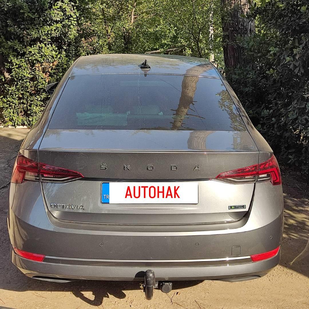 Skoda Octavıa Çeki Demiri , Kuğu Boynu - Sabit (2020 -  )