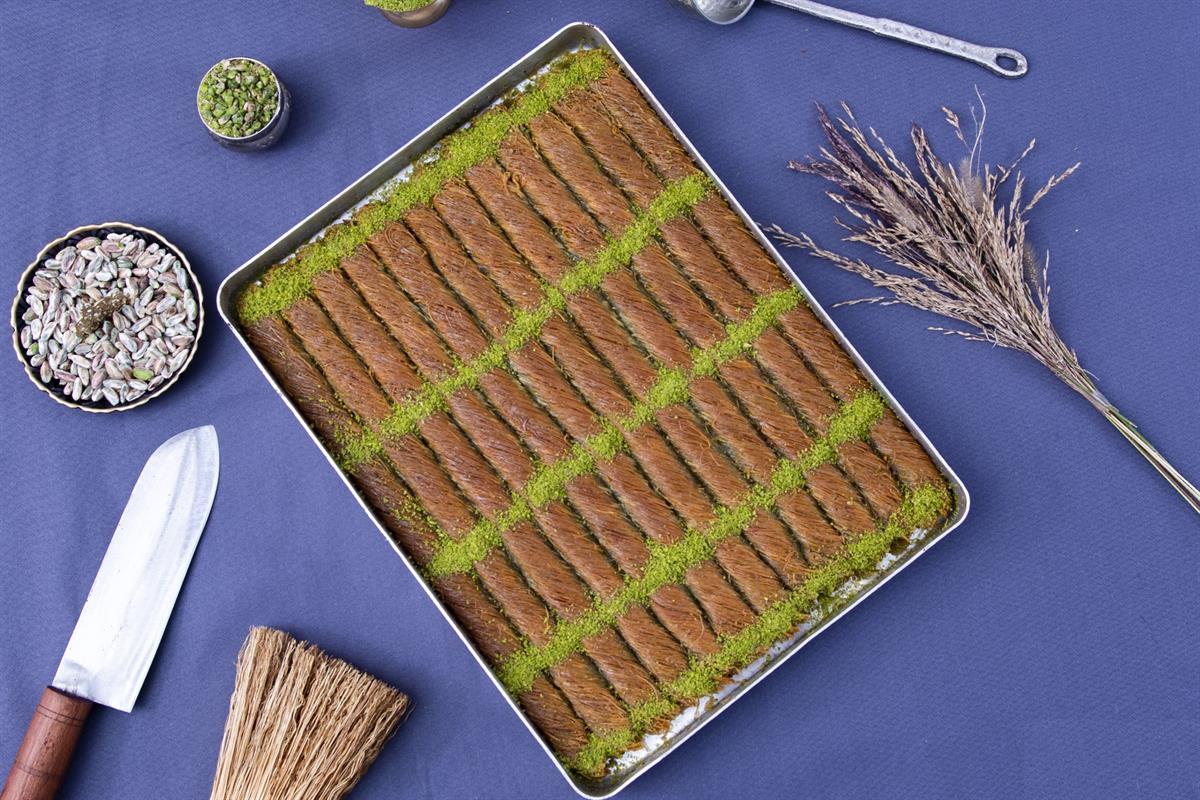 FISTIKLI BURMA KADAYIF TEPSİ