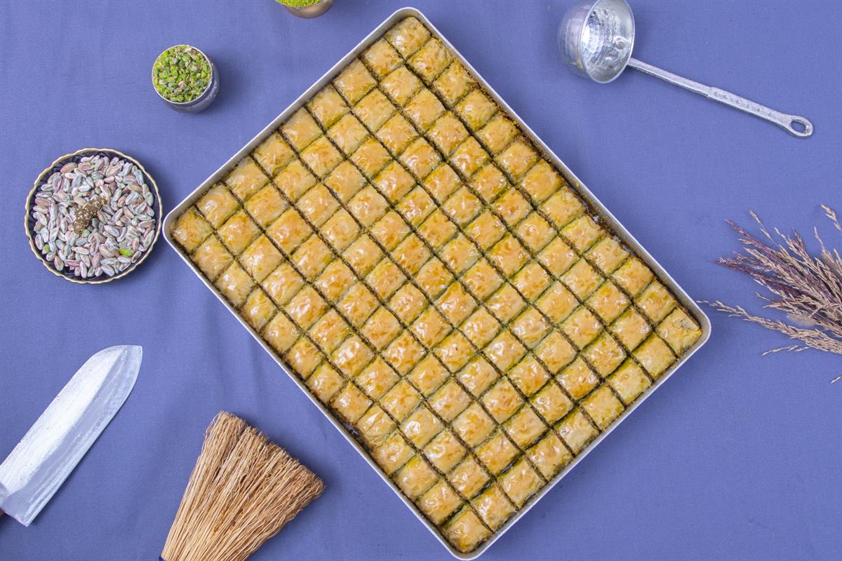 FISTIKLI ÖZEL BAKLAVA TEPSİ