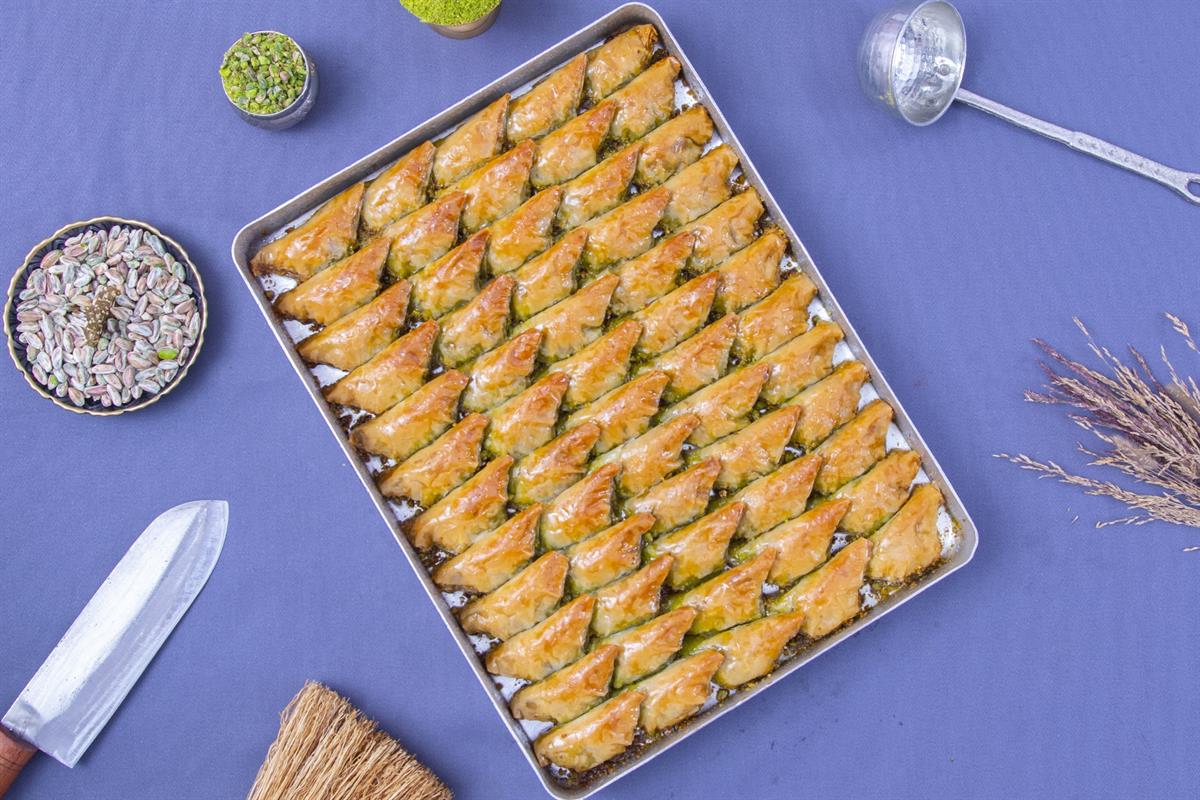 FISTIKLI ŞÖBİYET TEPSİ