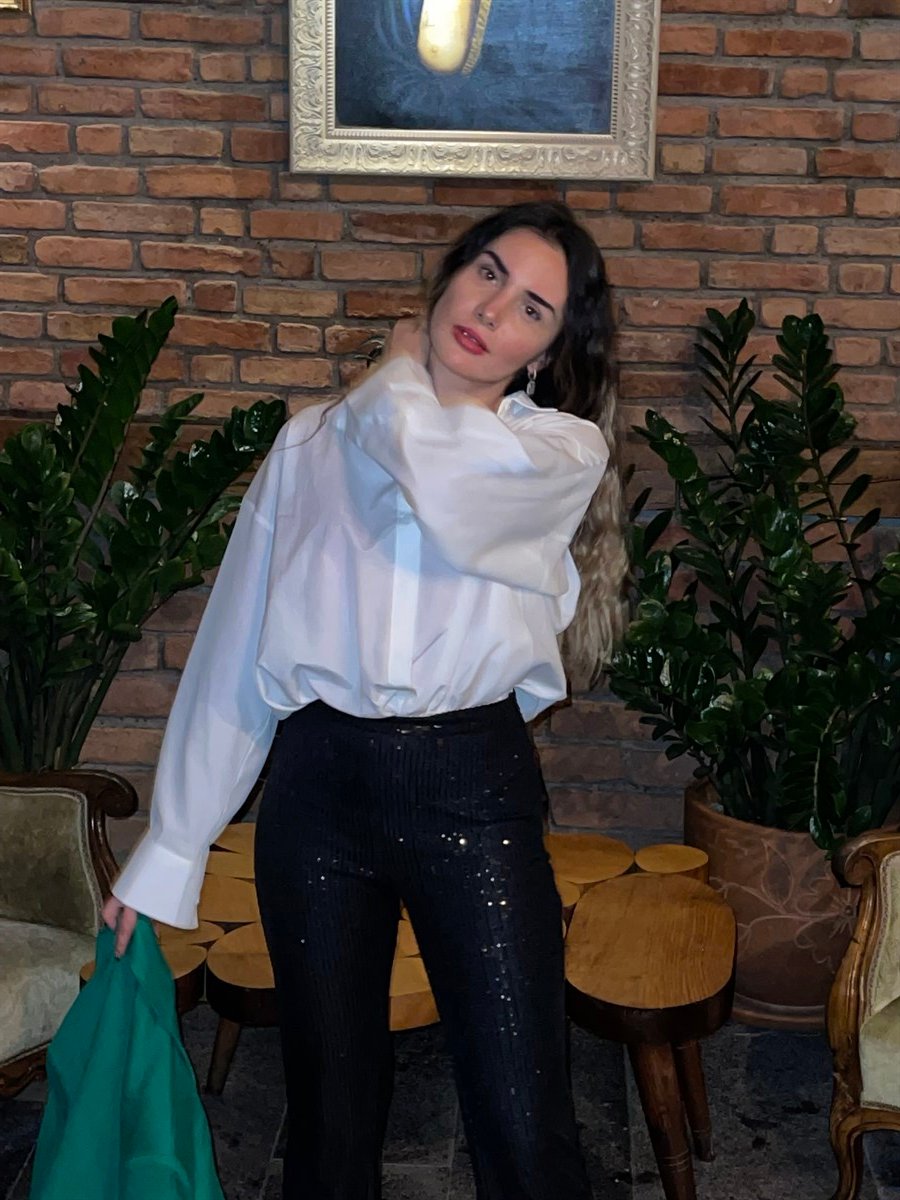 BEYAZ OVERSIZE GÖMLEK