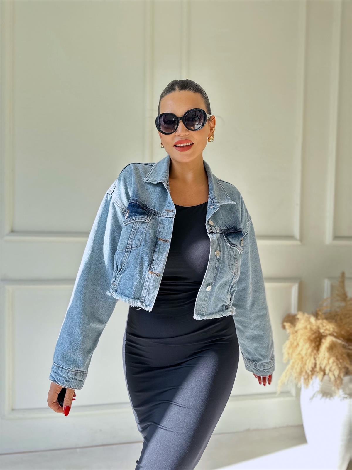 Açık Mavi Crop Denim Ceket