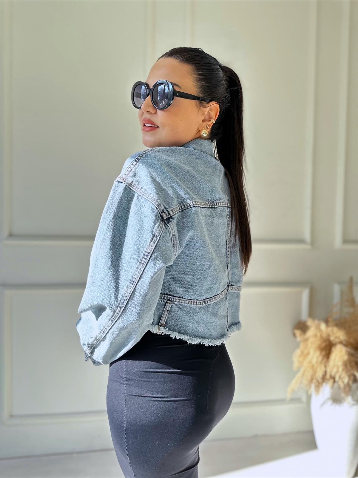 Açık Mavi Crop Denim Ceket