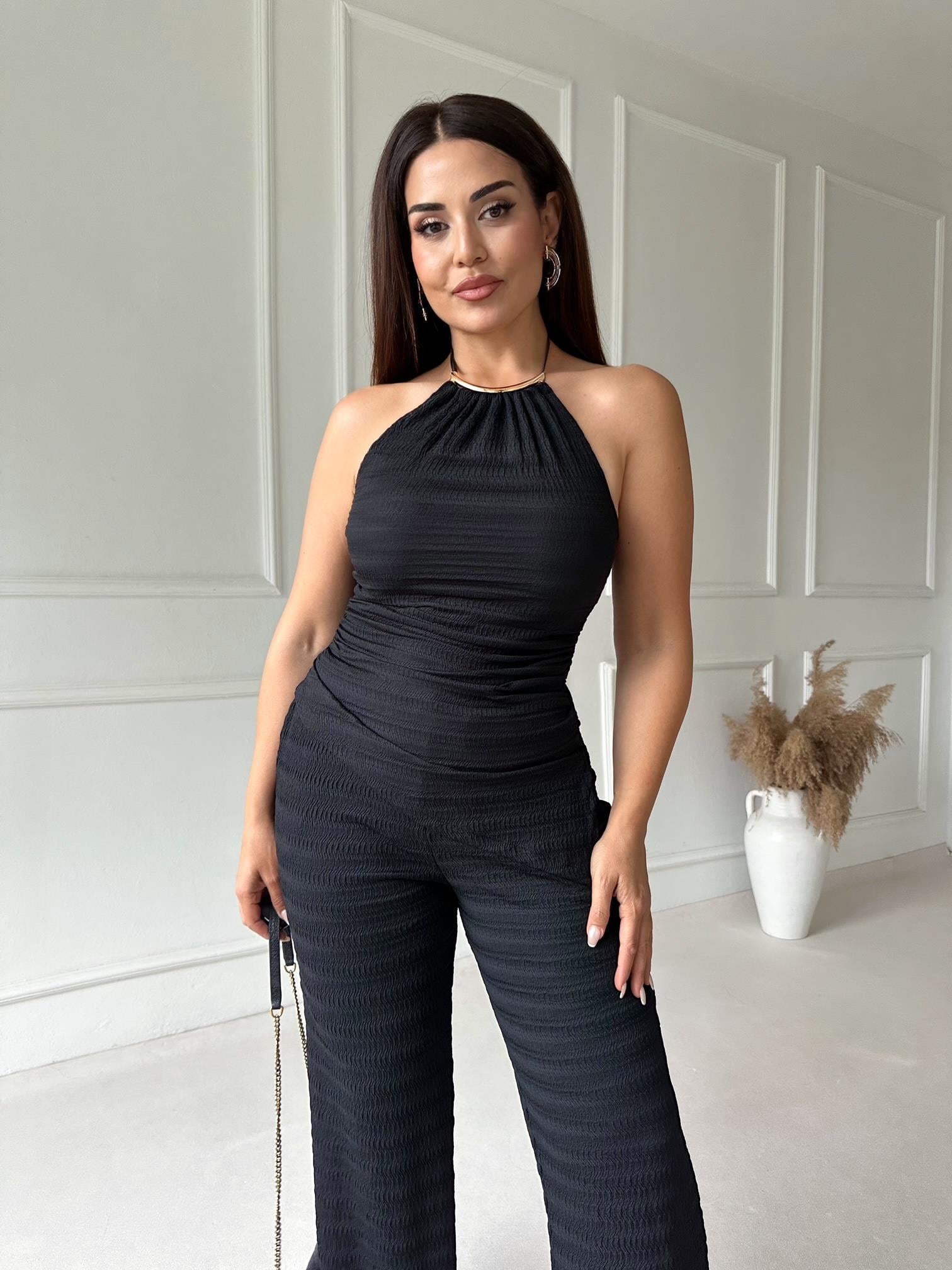 Athena Gold Detay Halter Yaka Bluz ve Pantolon Takım - Siyah