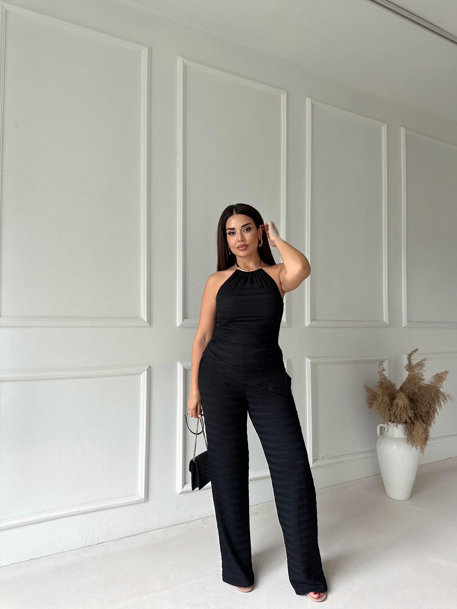 Athena Gold Detay Halter Yaka Bluz ve Pantolon Takım - Siyah