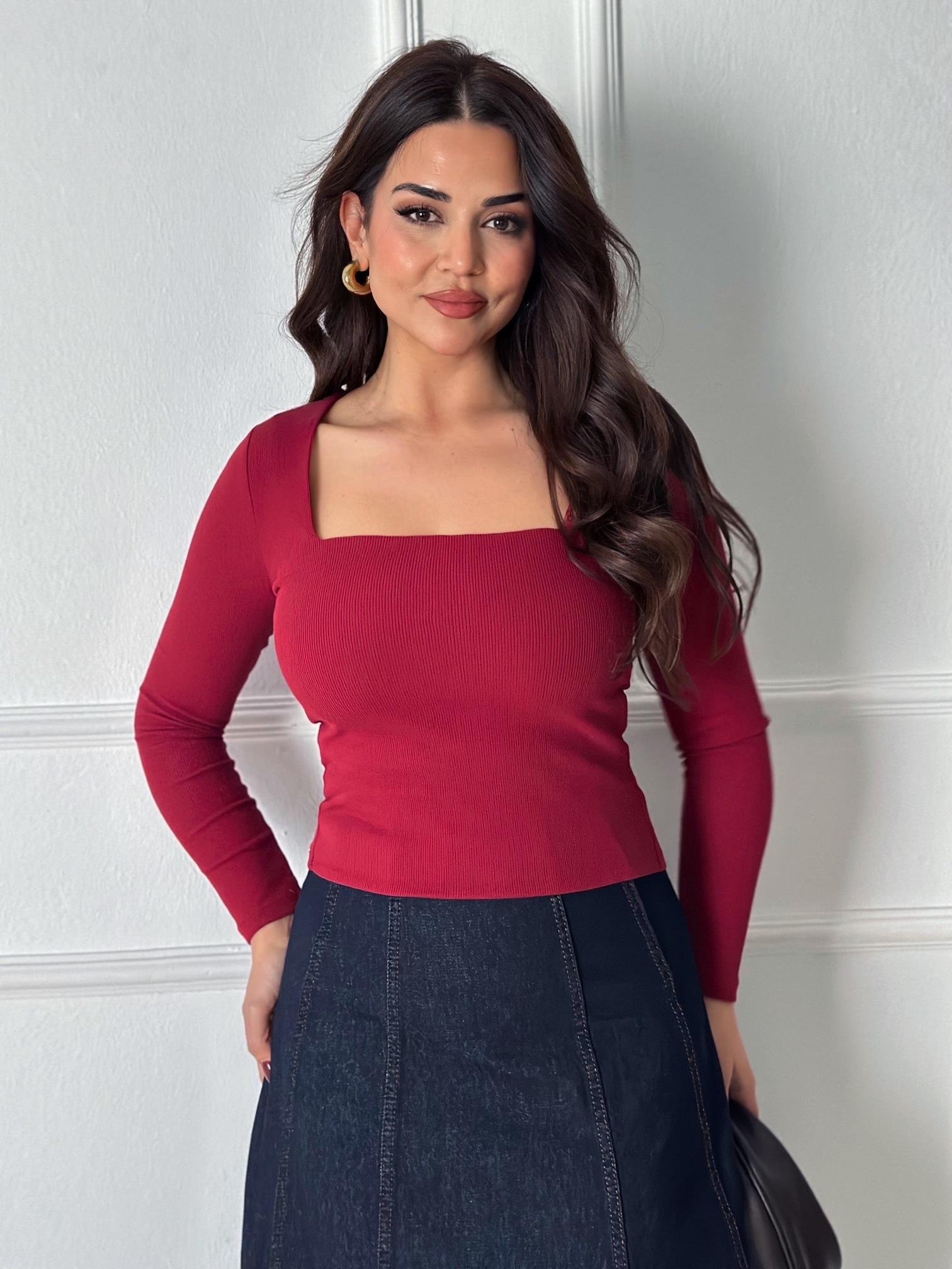 Bordo Kare Yaka Pamuklu Basic Bluz