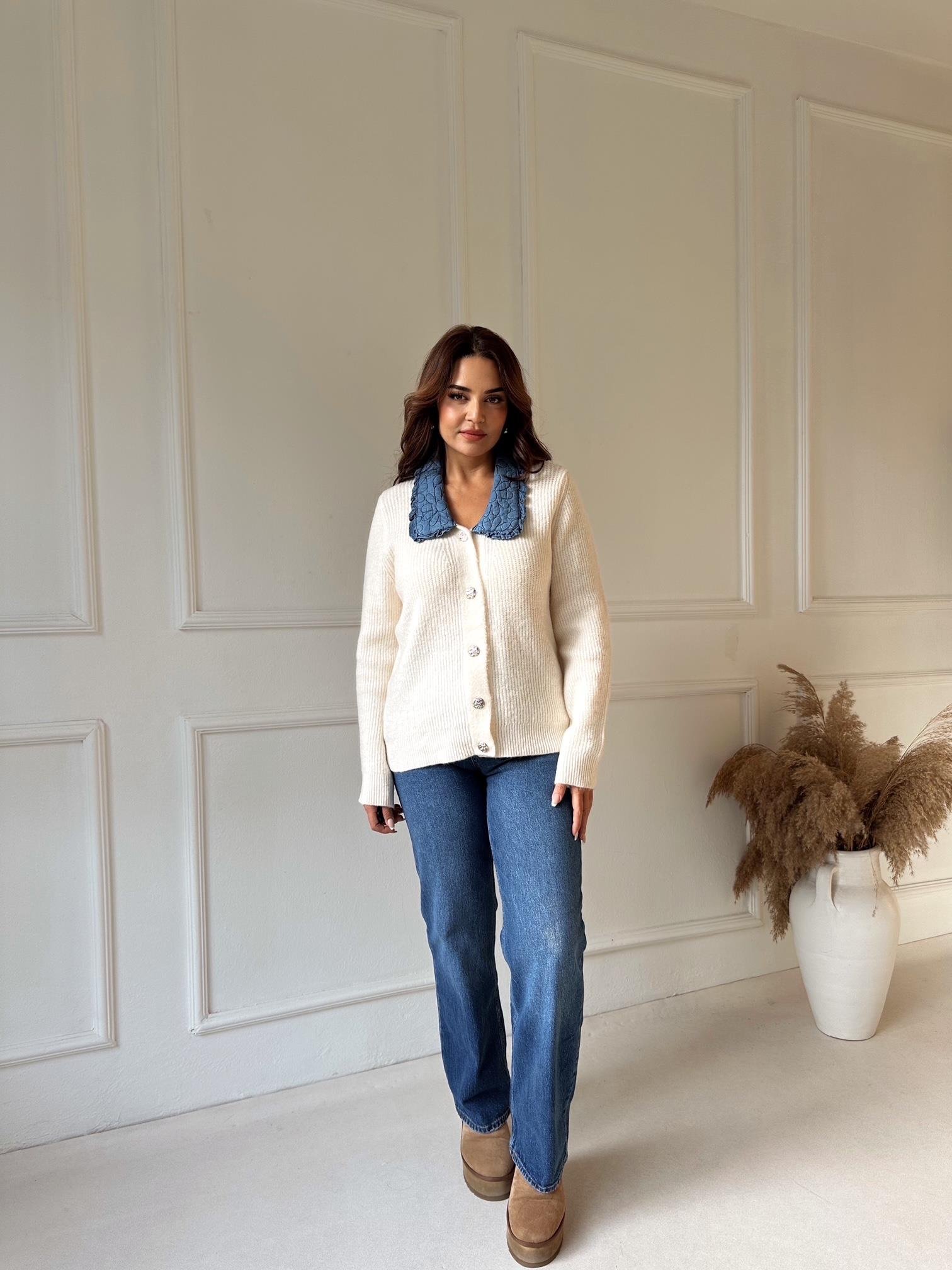 Denim Yakalı Kadın Triko Hırka - Ekru