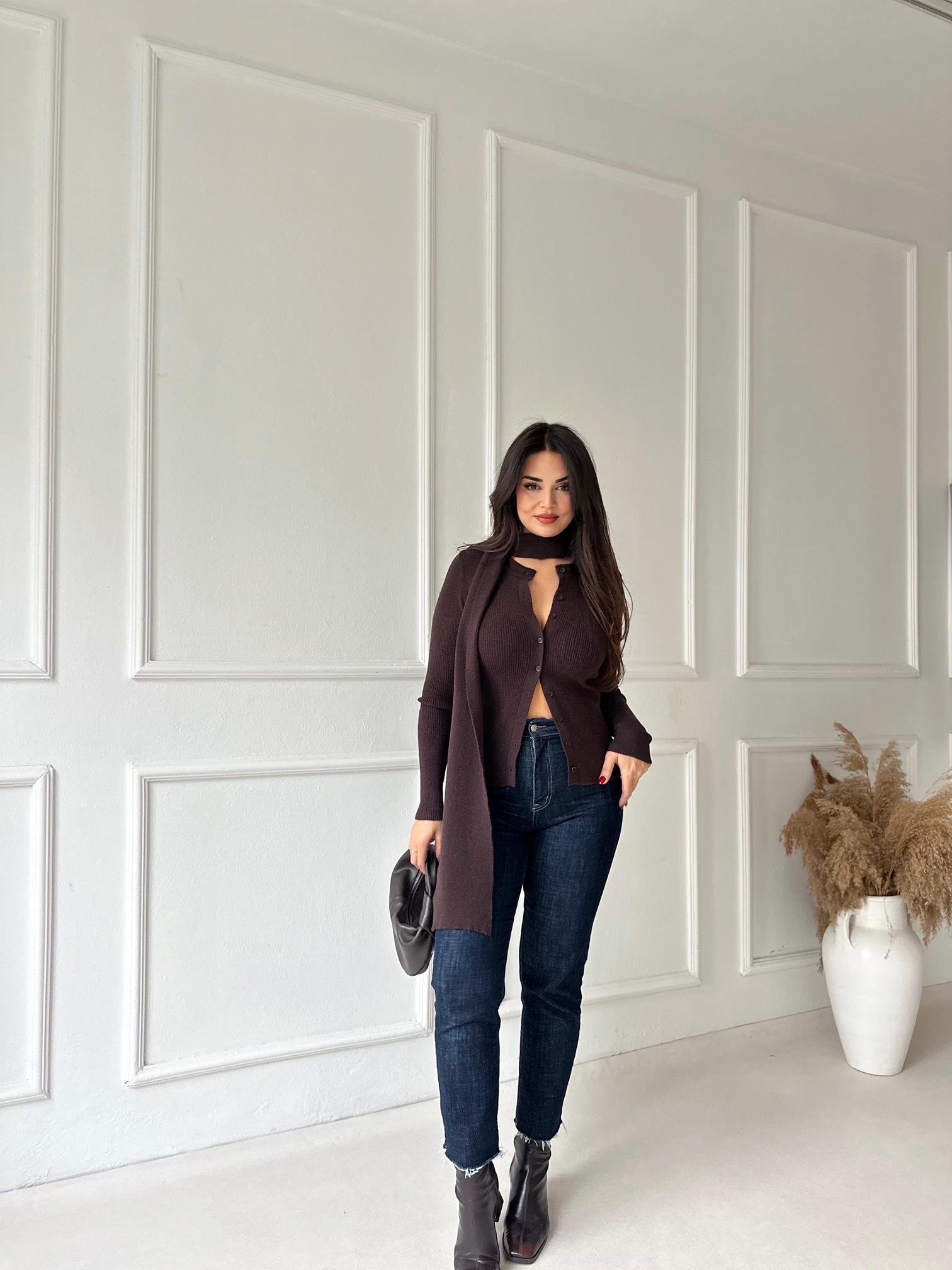 Elara Kendinden Atkılı Premium Triko Bluz - Kahve