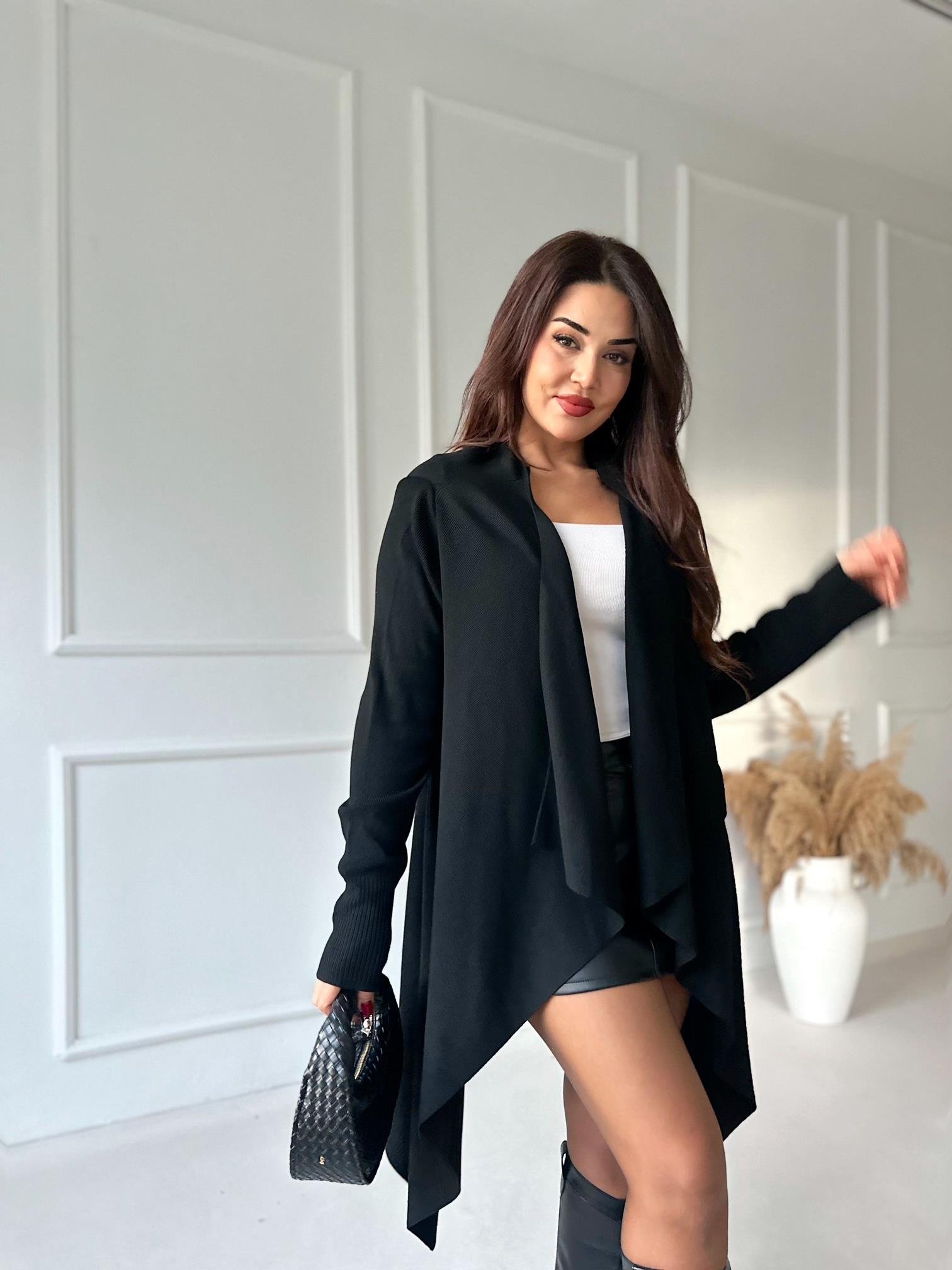 Flow Chic Asimetrik Uzun Hırka - Siyah