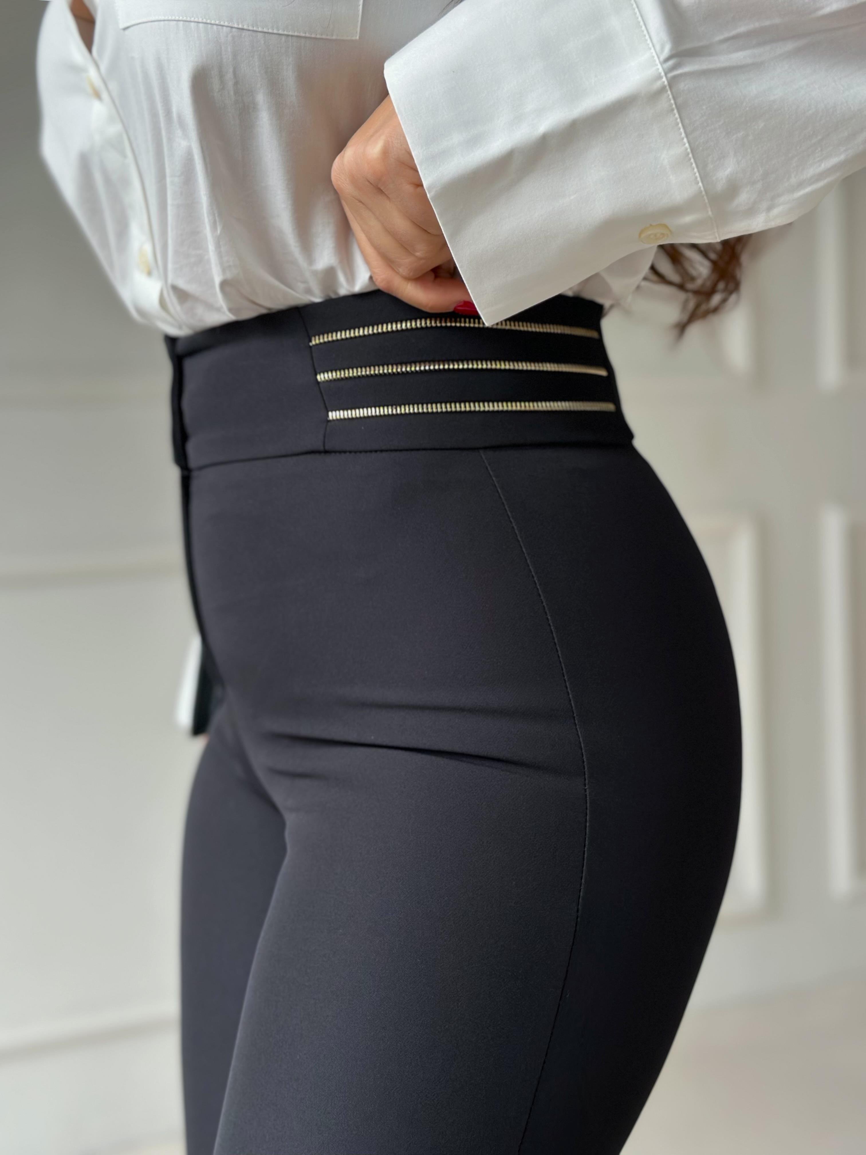 Gold Detaylı Yüksek Bel Toparlayıcı Pantolon