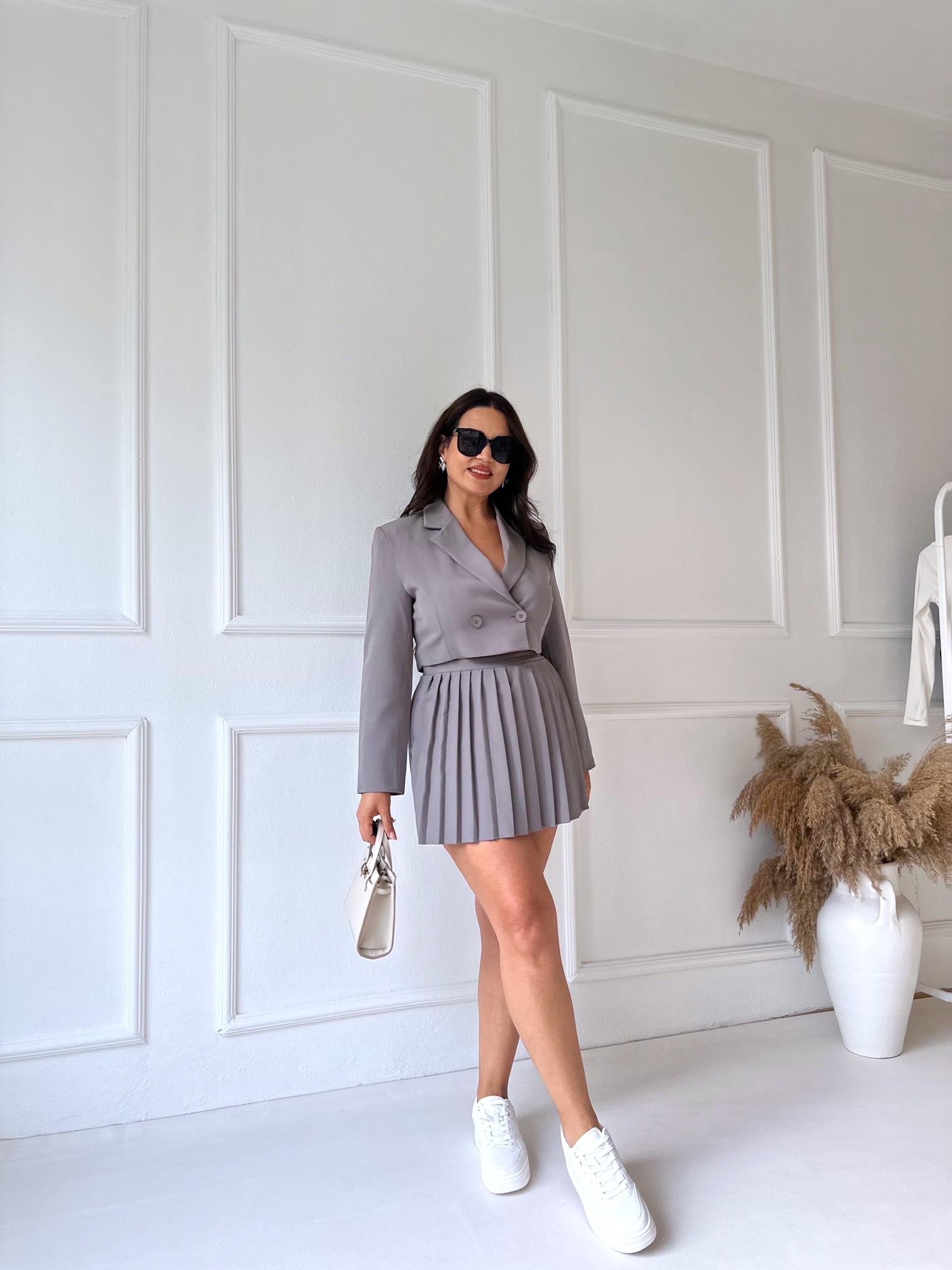 Gri Pileli Şort Etek