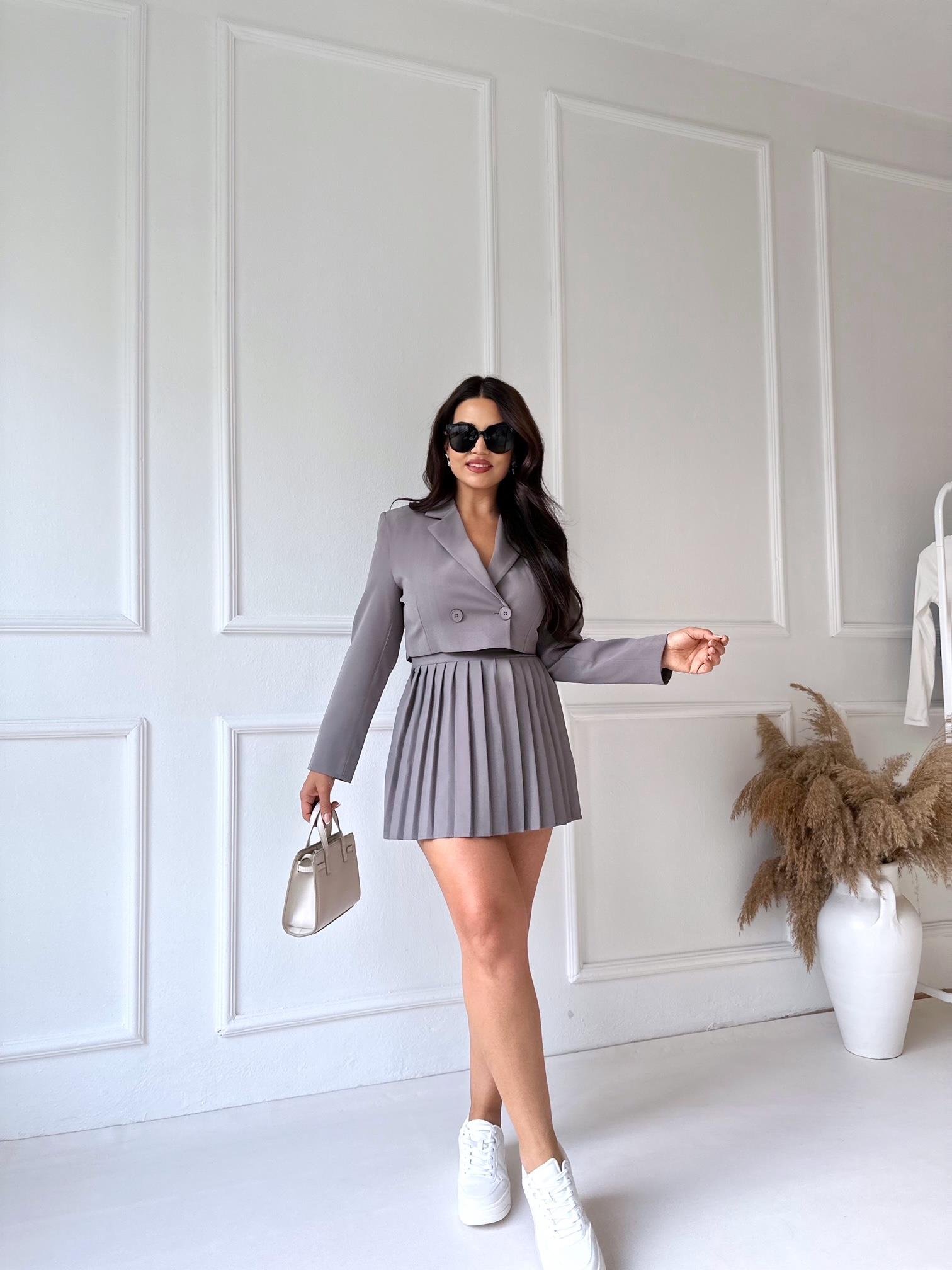 Gri Pileli Şort Etek