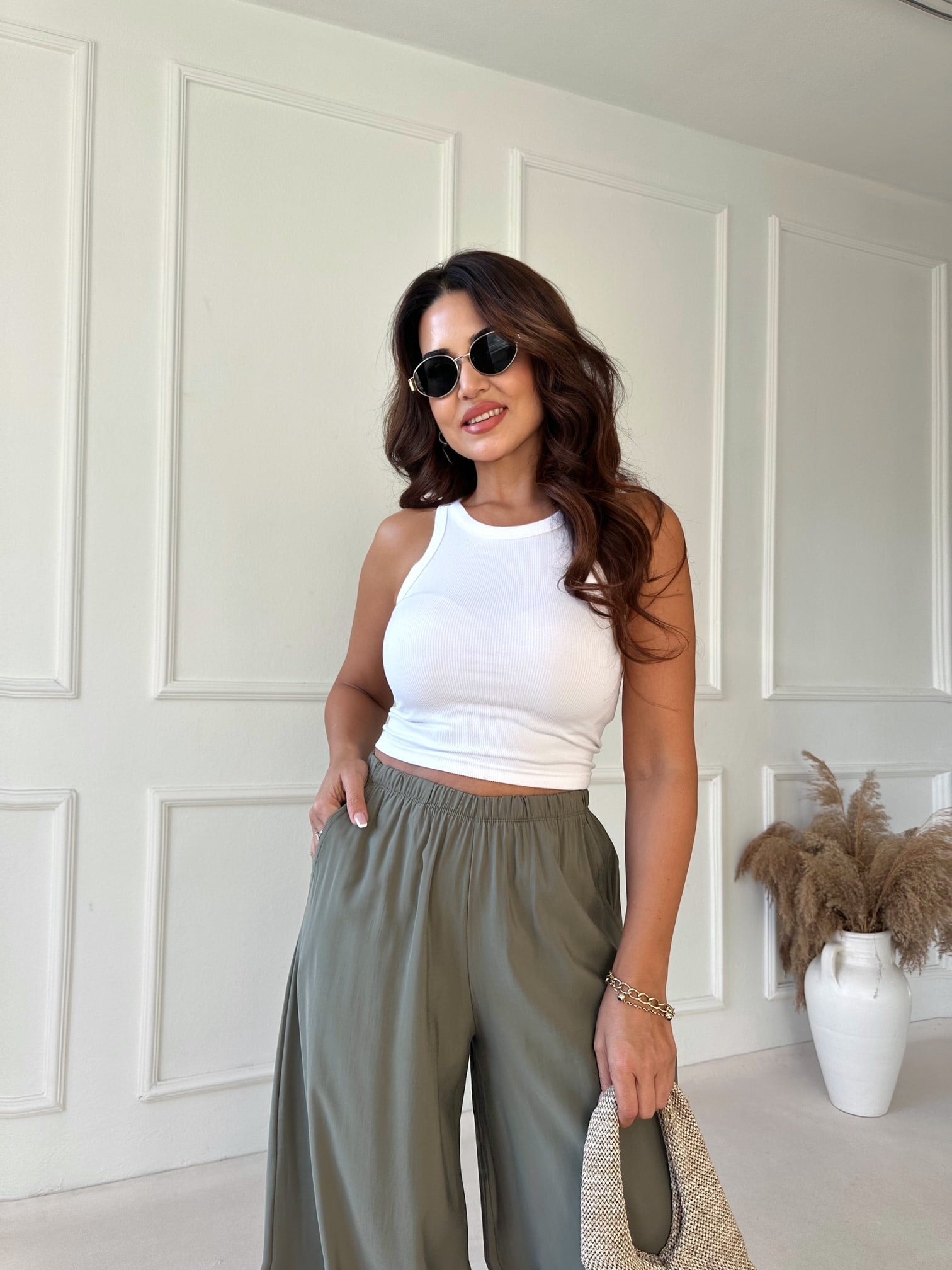 Halter Yaka Crop Atlet - Beyaz