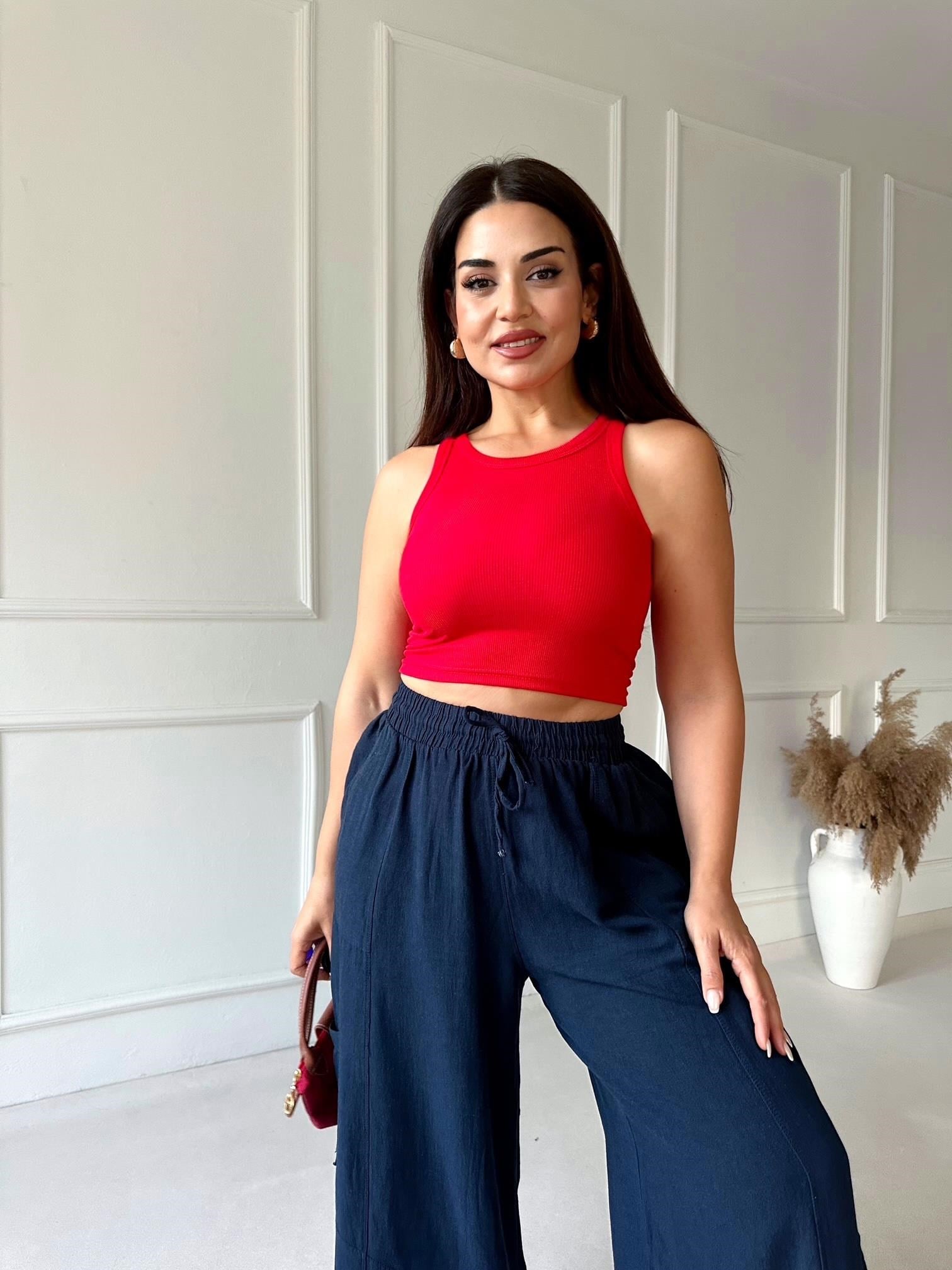 Halter Yaka Crop Atlet - Kırmızı