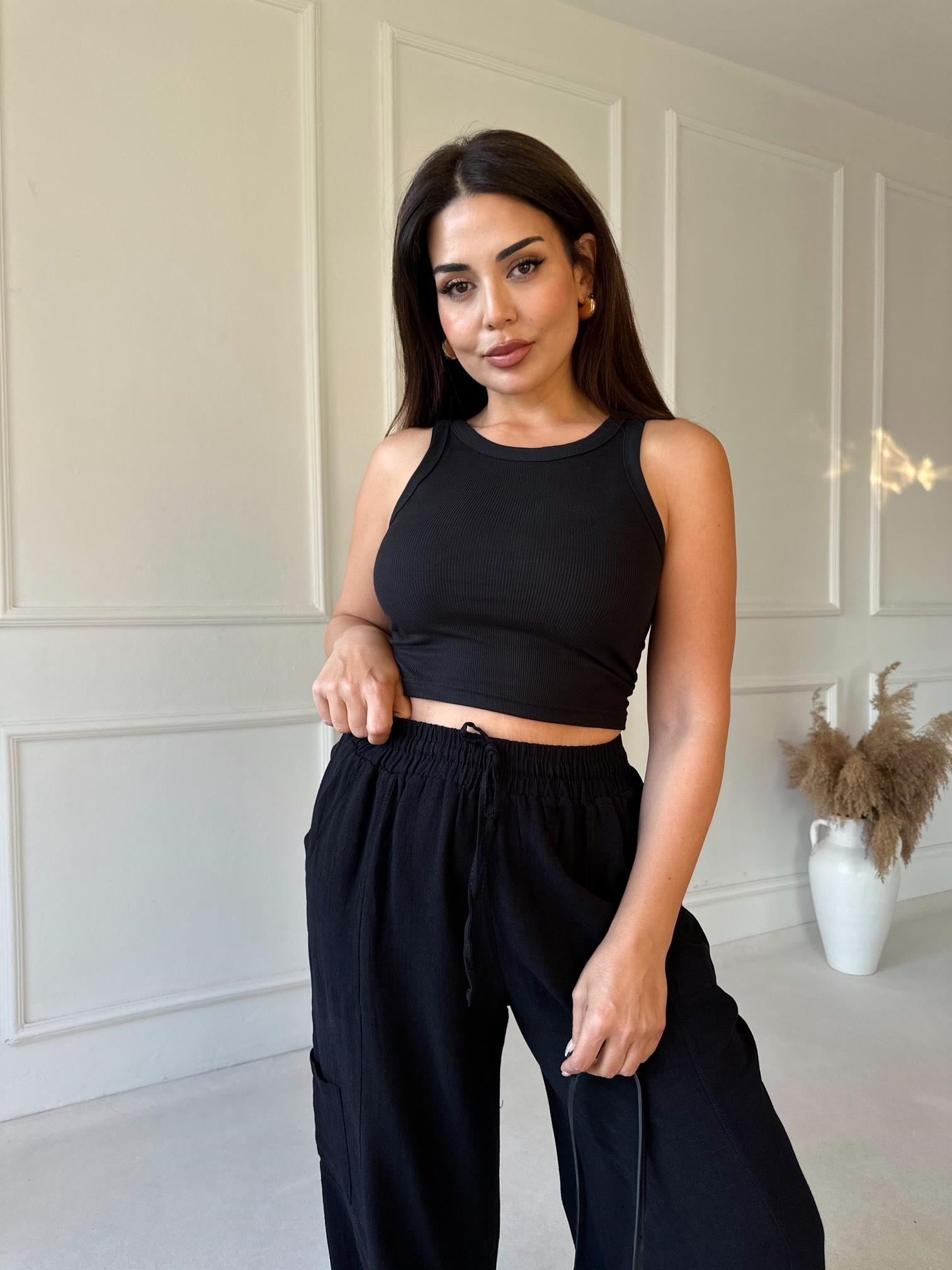 Halter Yaka Crop Atlet - Siyah