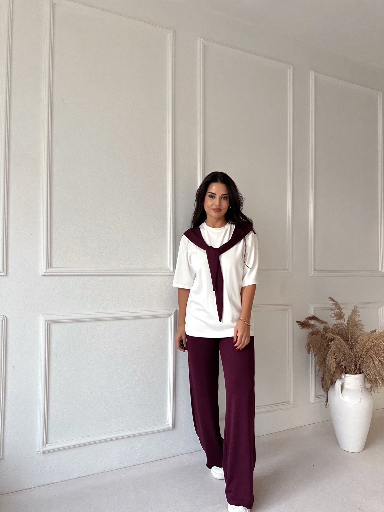 Kendinden Fular Detaylı Tişört Pantolon Takım - Bordo