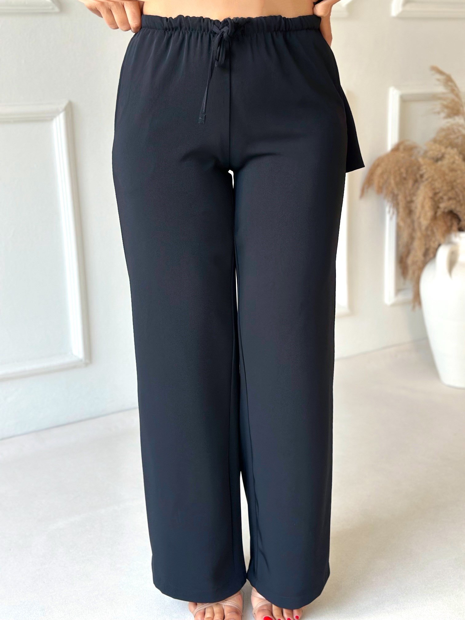 Livia Beli Lastikli Bol Paça Pantolon - Siyah