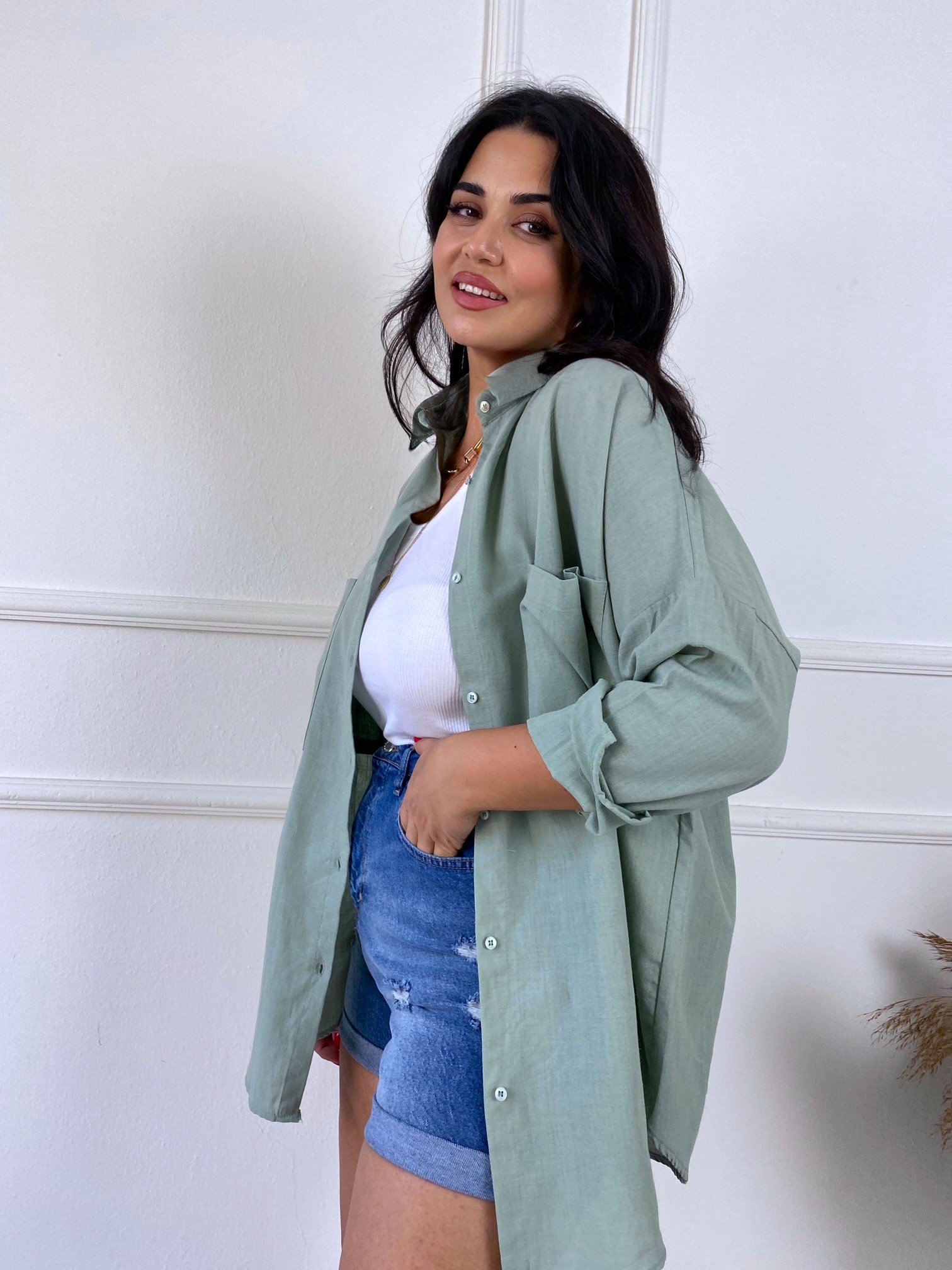 Lüks Kalite Çift Cepli Su Yeşili Keten Gömlek | Nora Butik