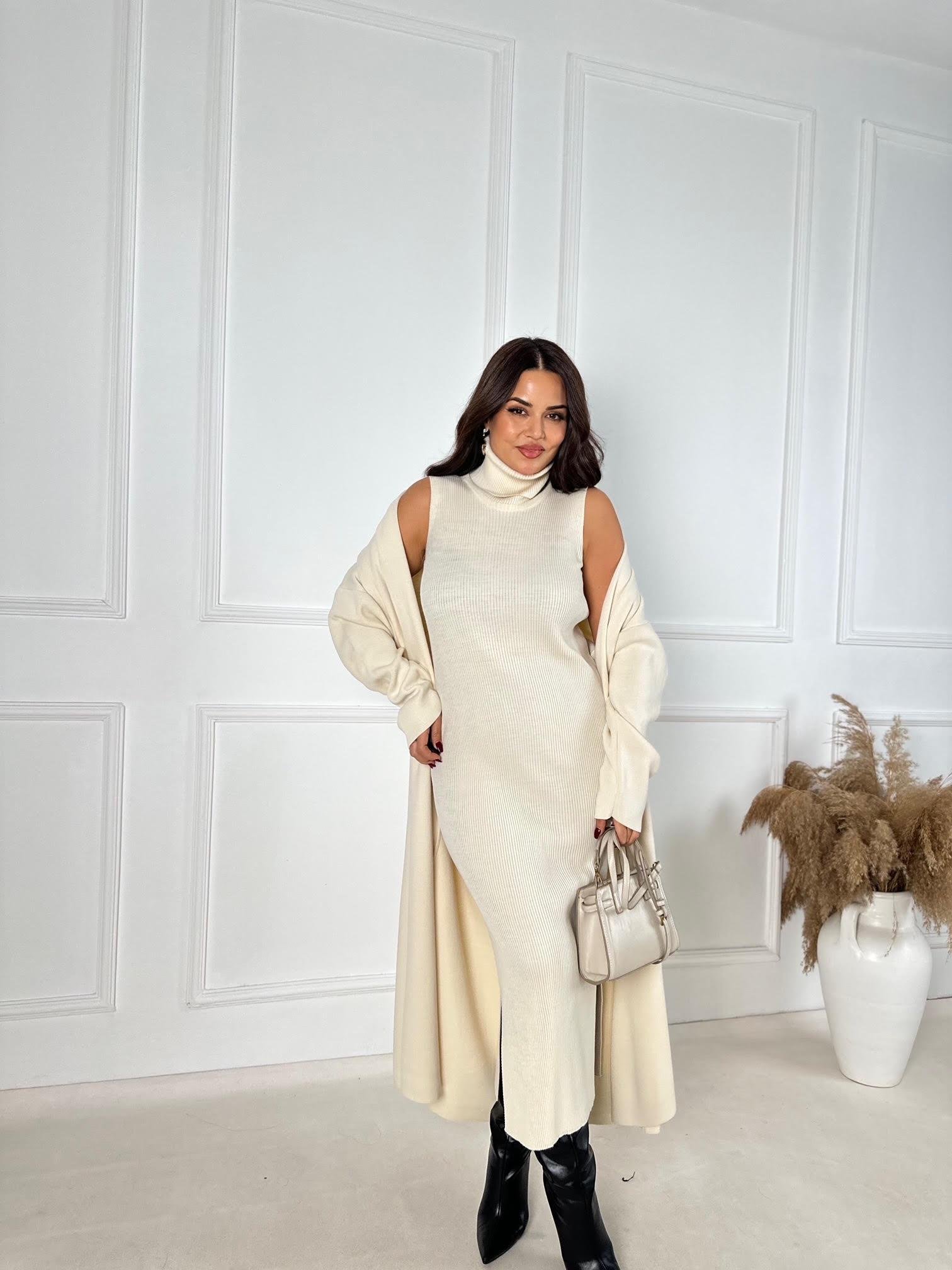 Lüks Kalite Ekru Kolsuz Triko Elbise ve Hırka Takım