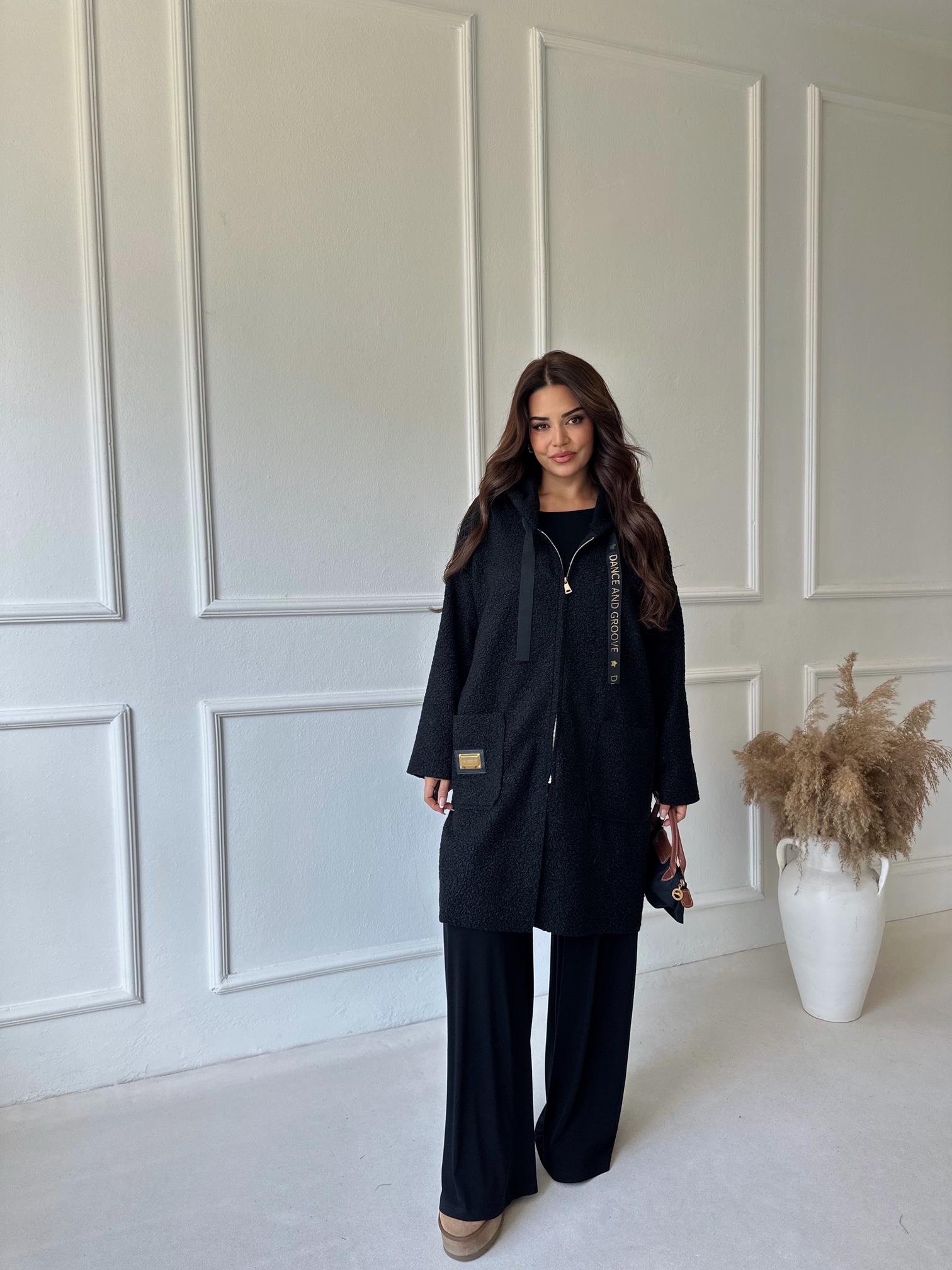 Lüks Kalite Kapişonlu Siyah Buklet Kaban