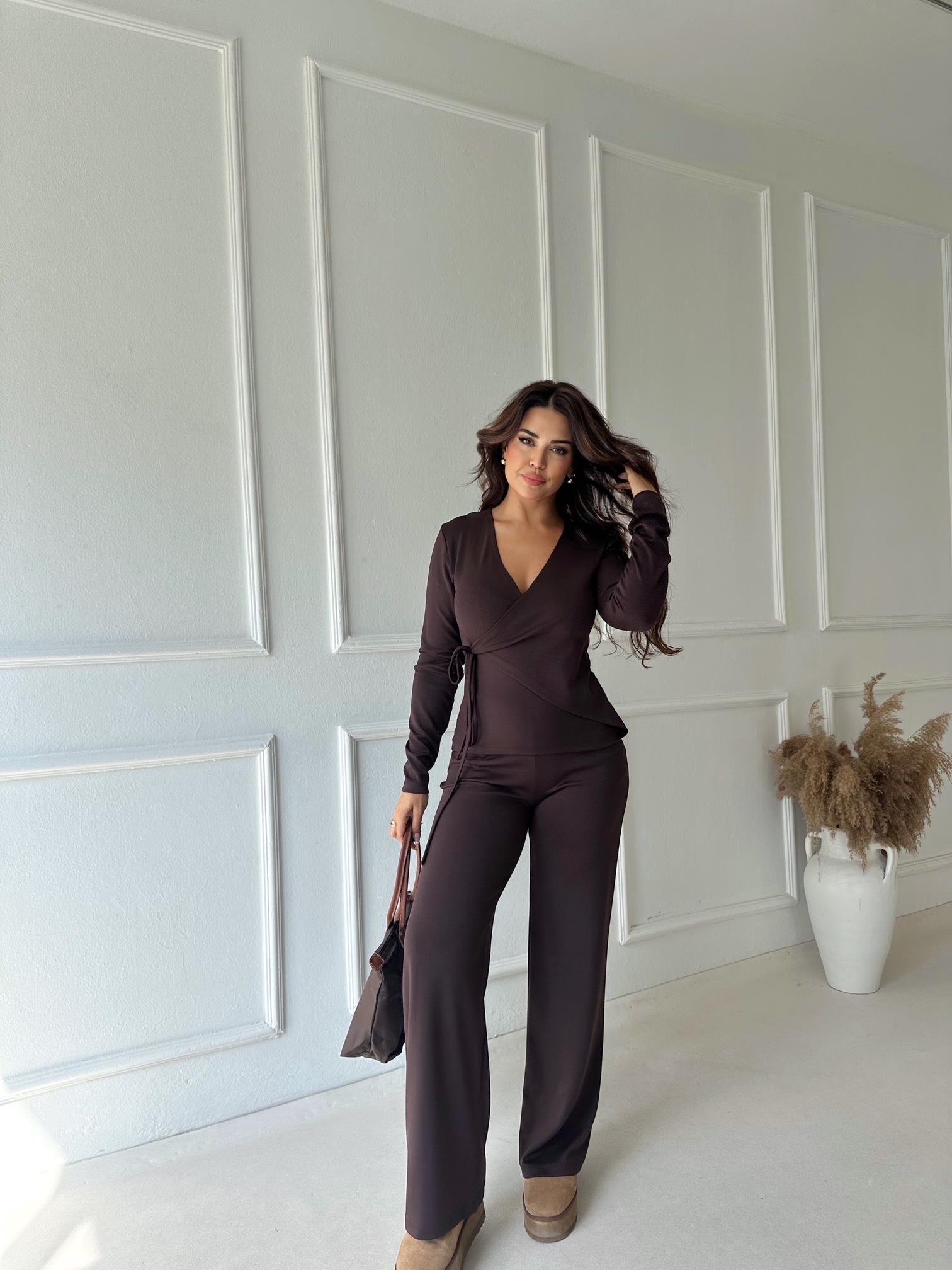 Lüks kalite Kruaze Modal Takım - Kahve