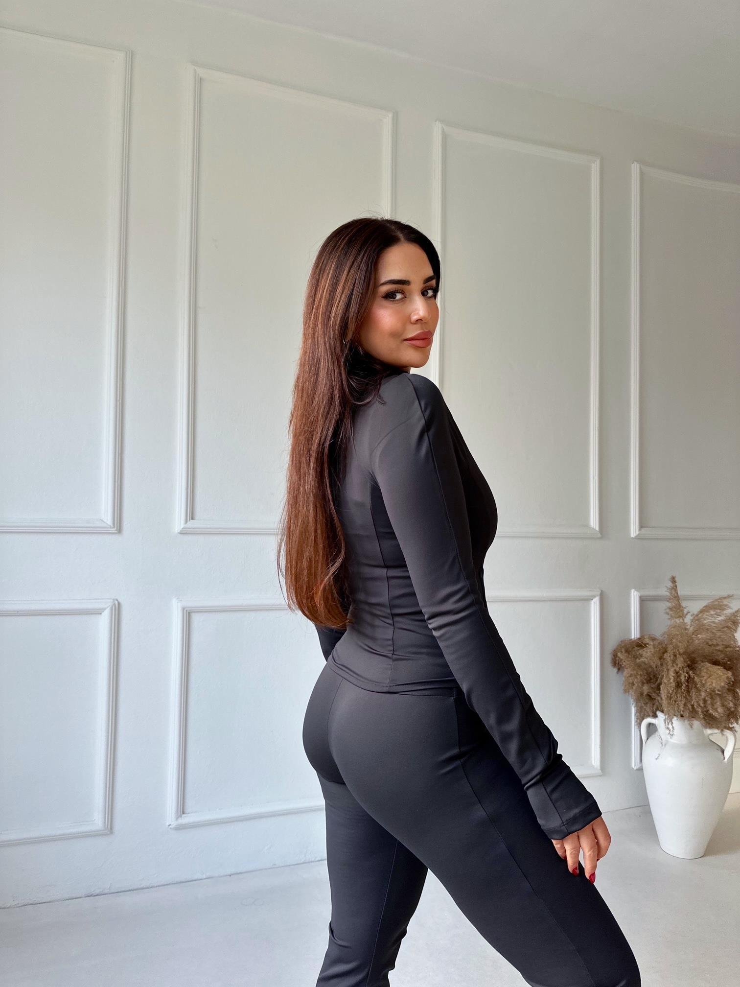 Lüks Kalite Oysho Model Siyah Ceket ve Pantolon Takım