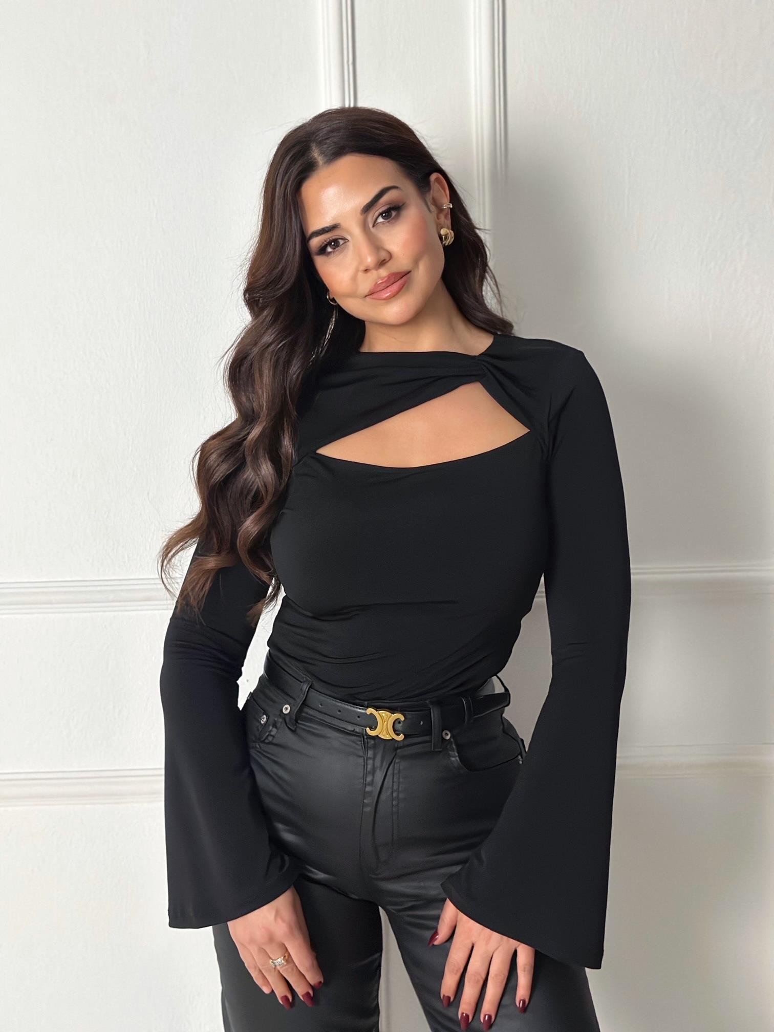 Lüks Kalite Pencere Detaylı Siyah Bluz 