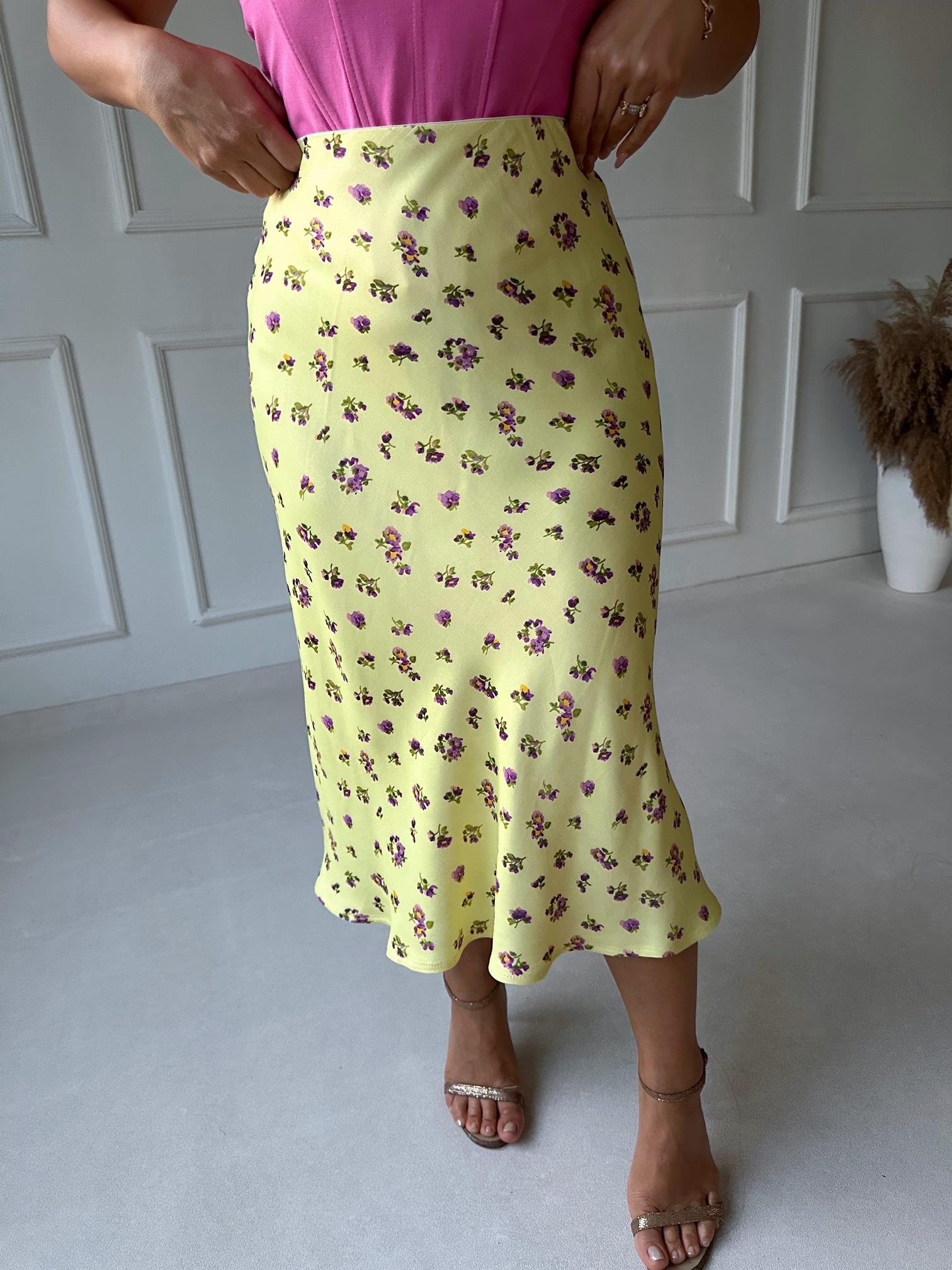 Lüks Kalite Sarı Çiçekli Midi Saten Etek | Nora Butik