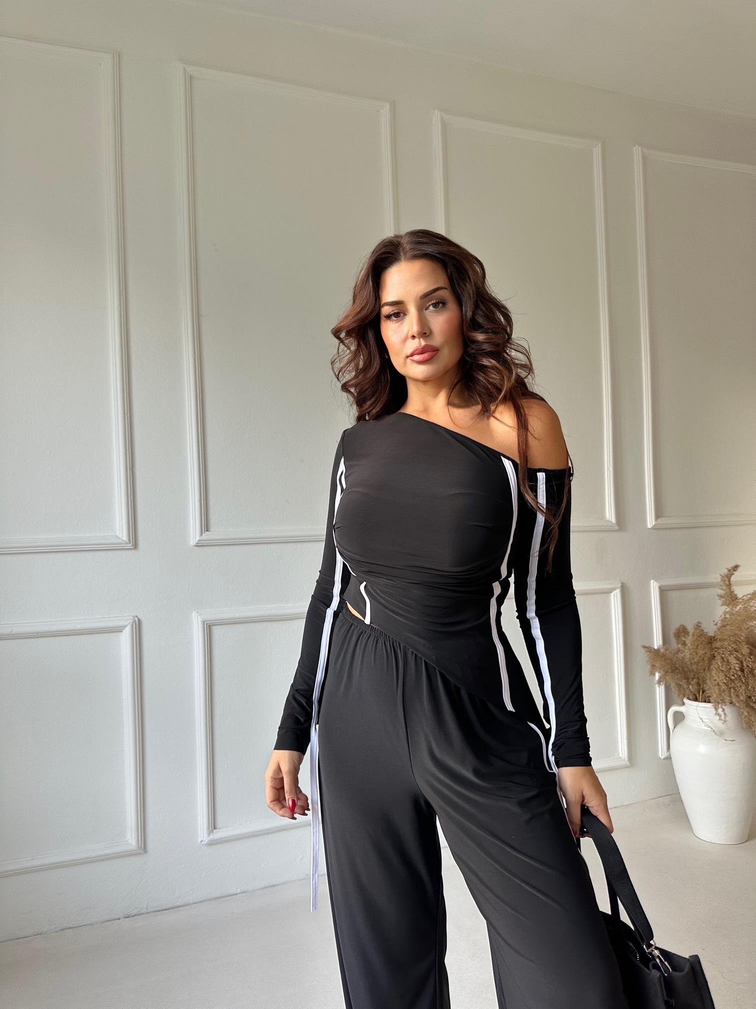 Lüks Kalite Şerit Detay Büzgülü Bluz Bol Paça Pantolon Takım | Nora Butik