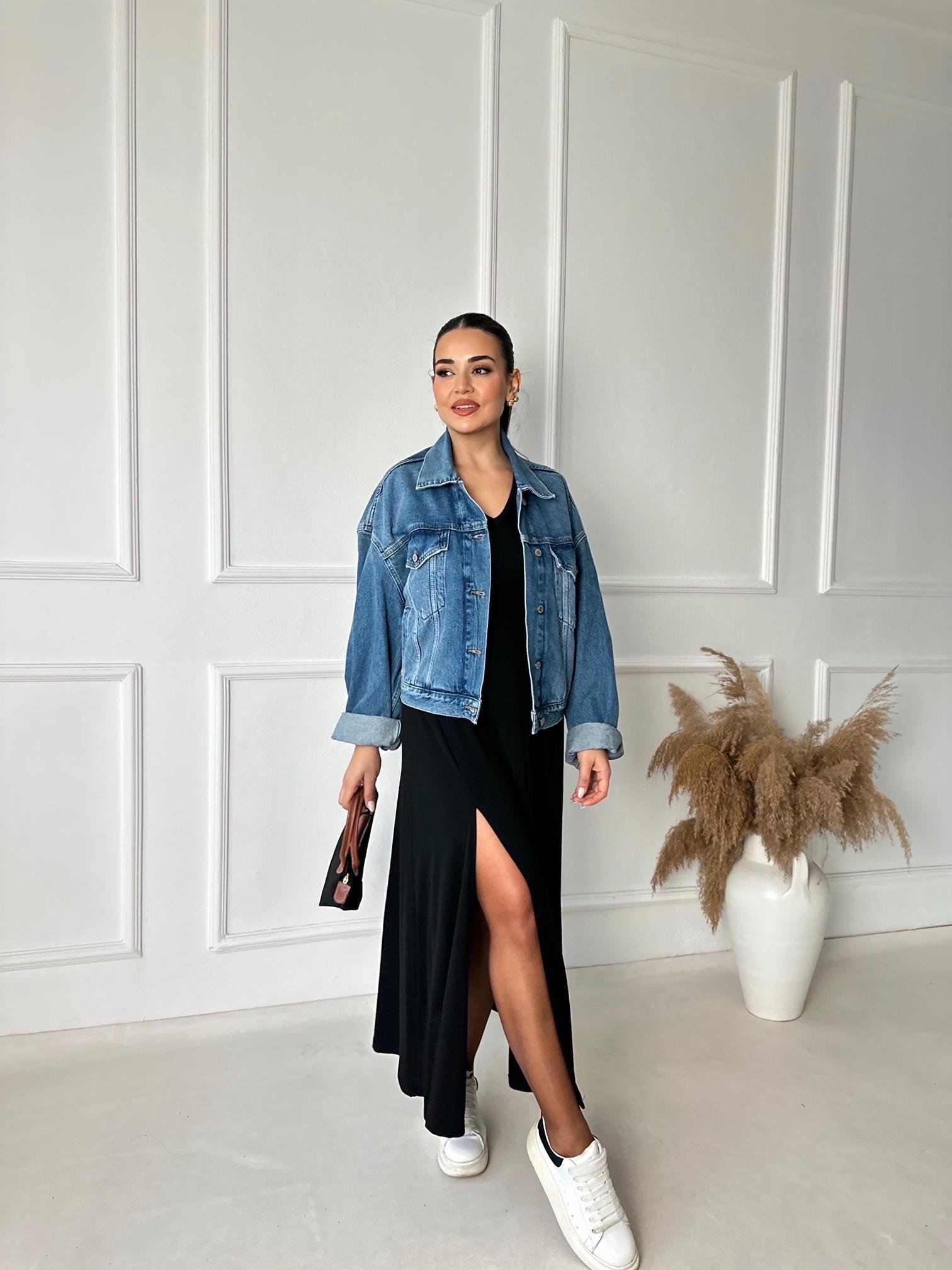 Lüks Kalite Siyah V Yaka Çift Yırtmaçlı Maksi Elbise