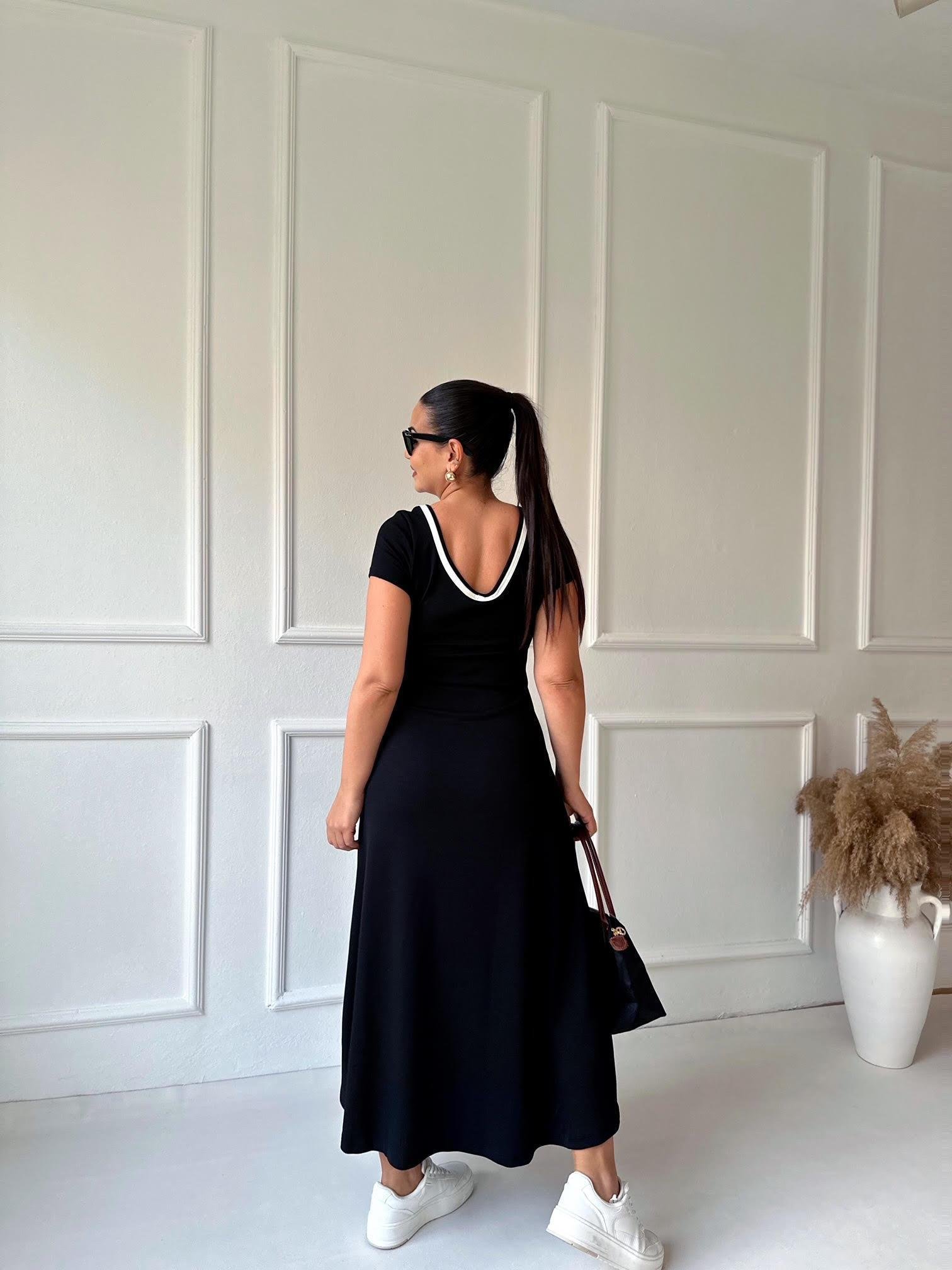 Lüks Kalite U Yaka Beyaz Şeritli Maksi Elbise