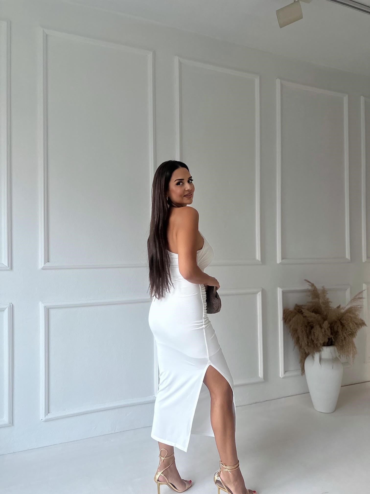 Marka Model Beyaz Tek Omuz Yırtmaçlı Uzun Elbise