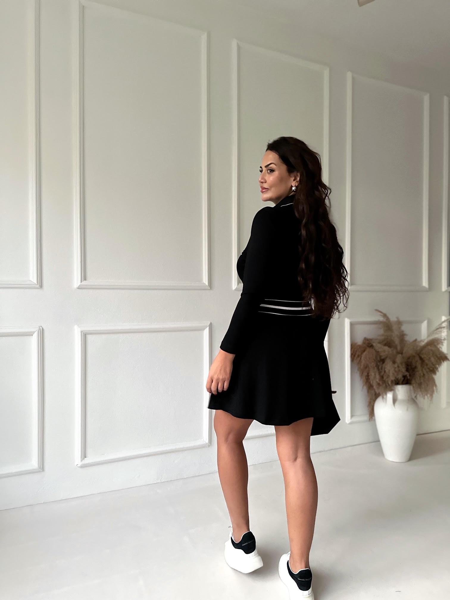 Marka Model Düğmeli Bluz ve Mini Etek Takım