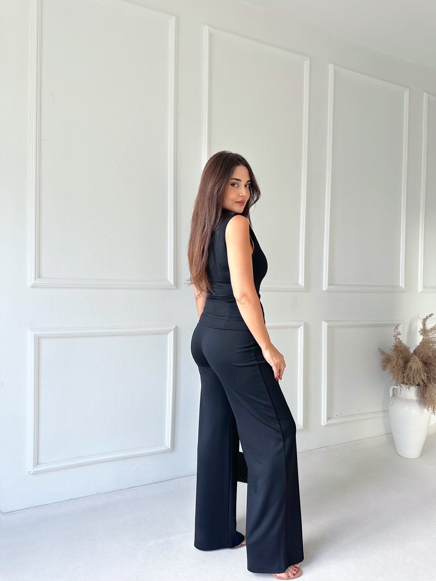 Marka Model Fermuar Detaylı Kemerli Siyah Takım
